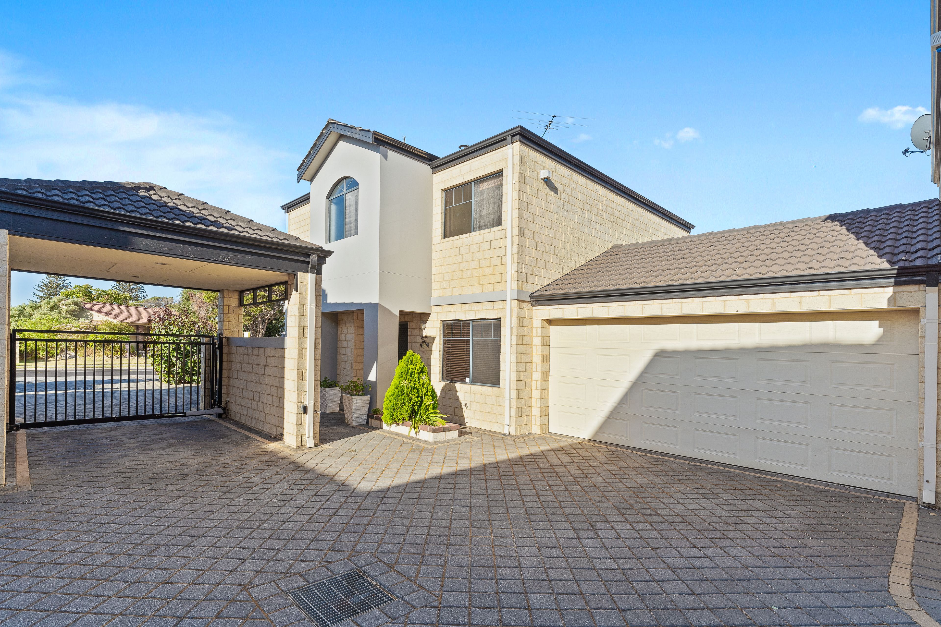 5 Harrison Street, Rockingham WA 6168
