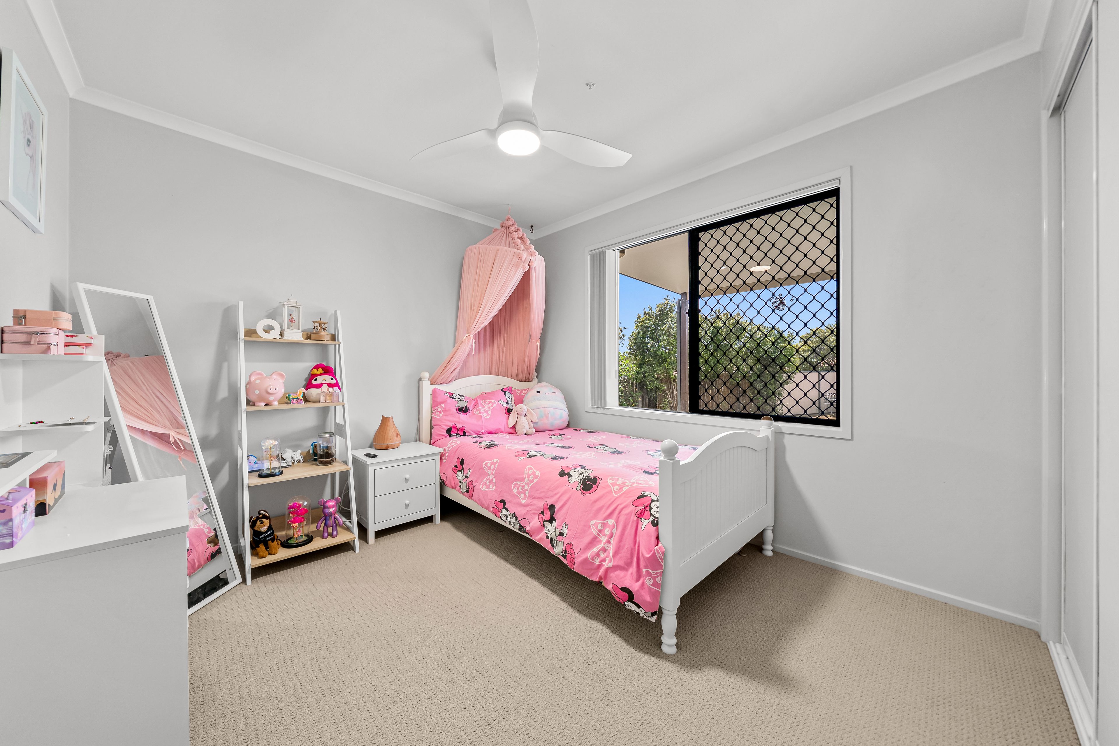 29 Oakview Street — photo 12 of 19