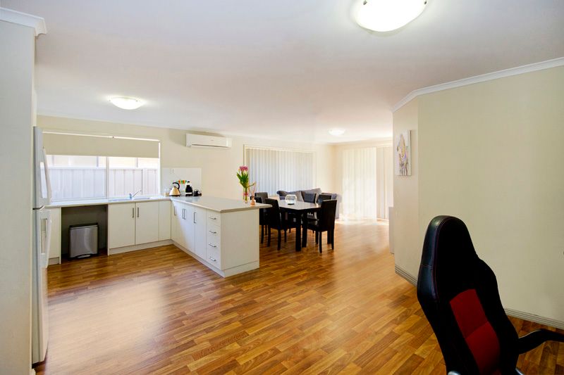 4 Tomnicstas Street, Munno Para West, SA 5115