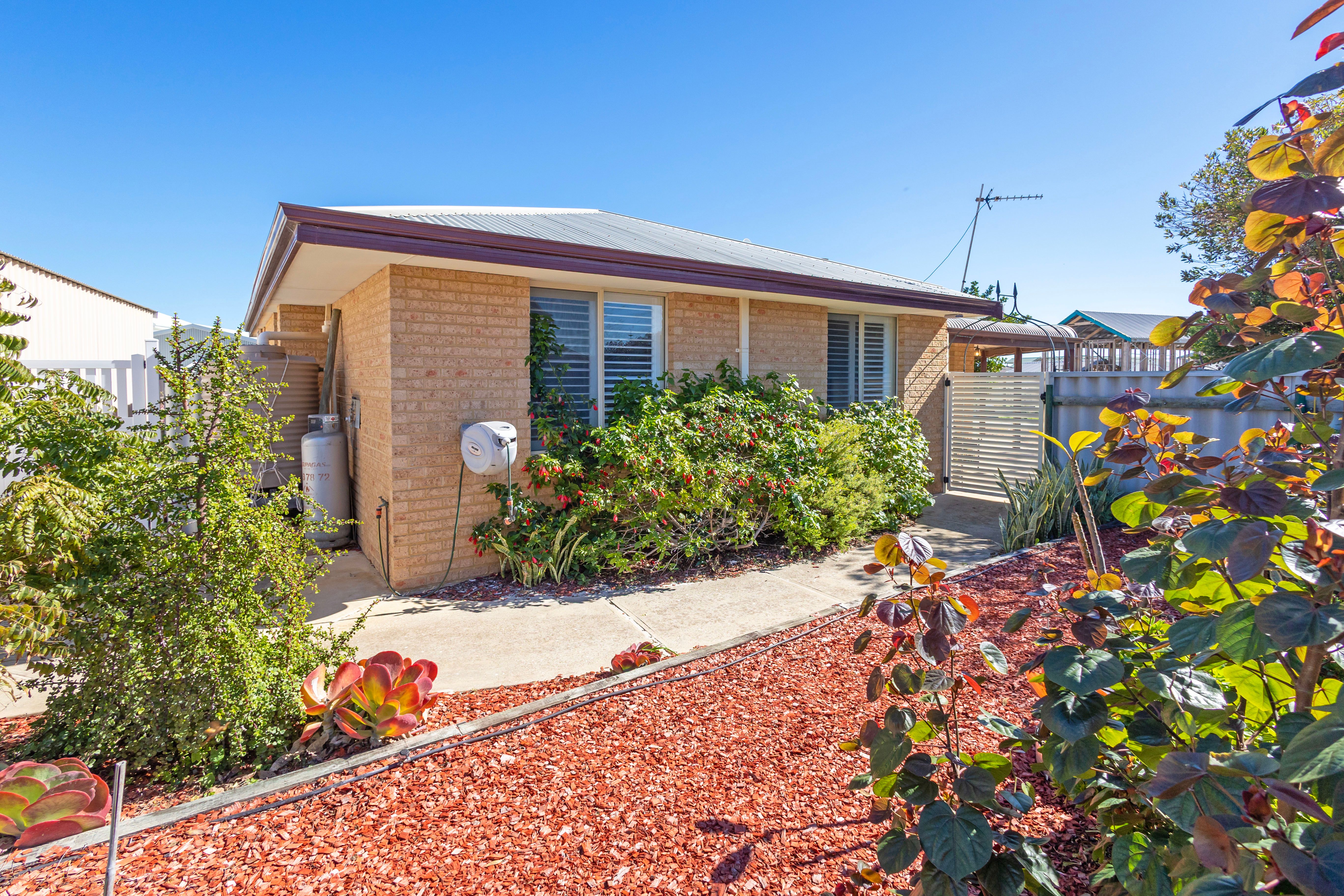 7 Corella Loop — photo 25 of 29