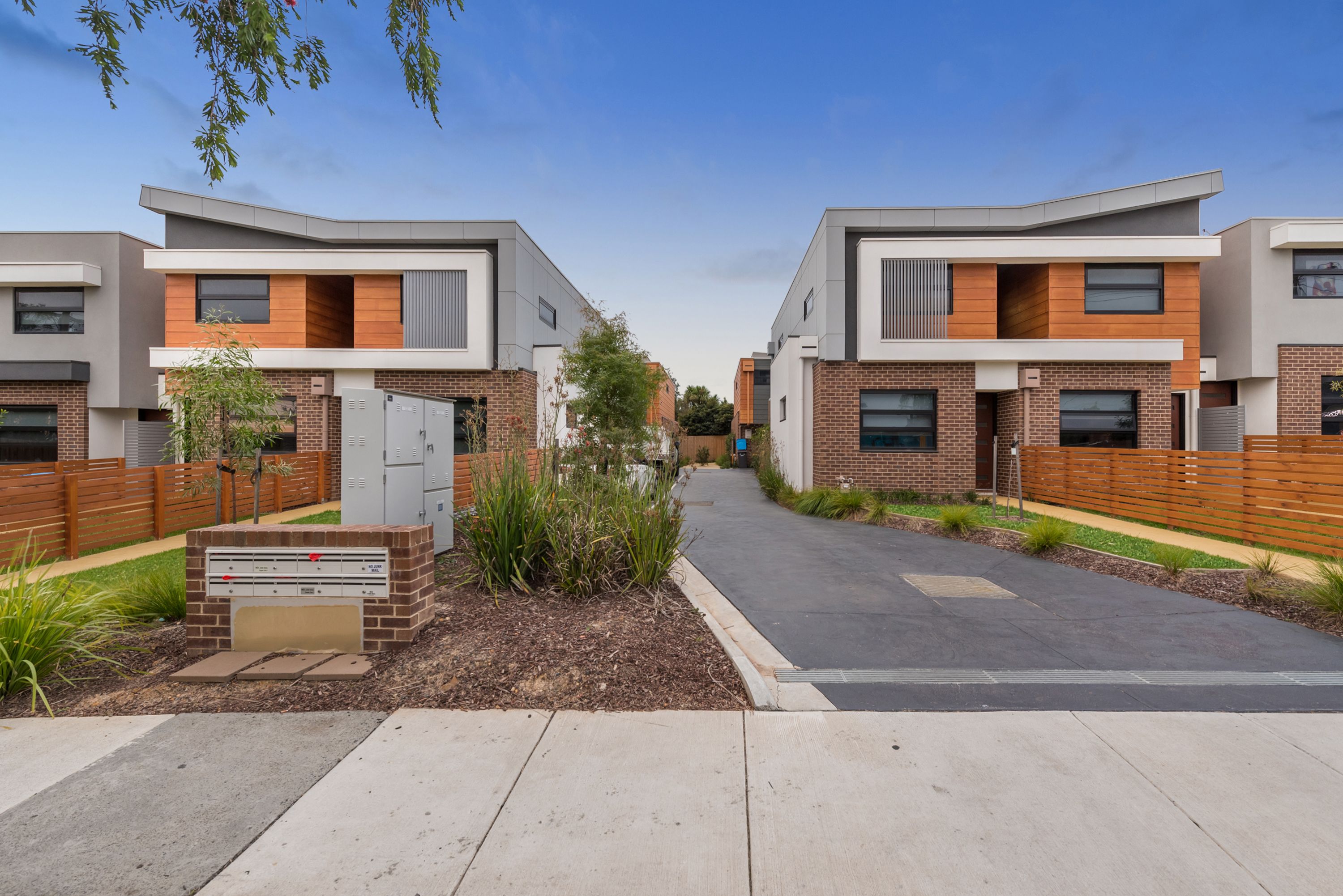 13/12-14 Adele Avenue, Ferntree Gully, VIC 3156