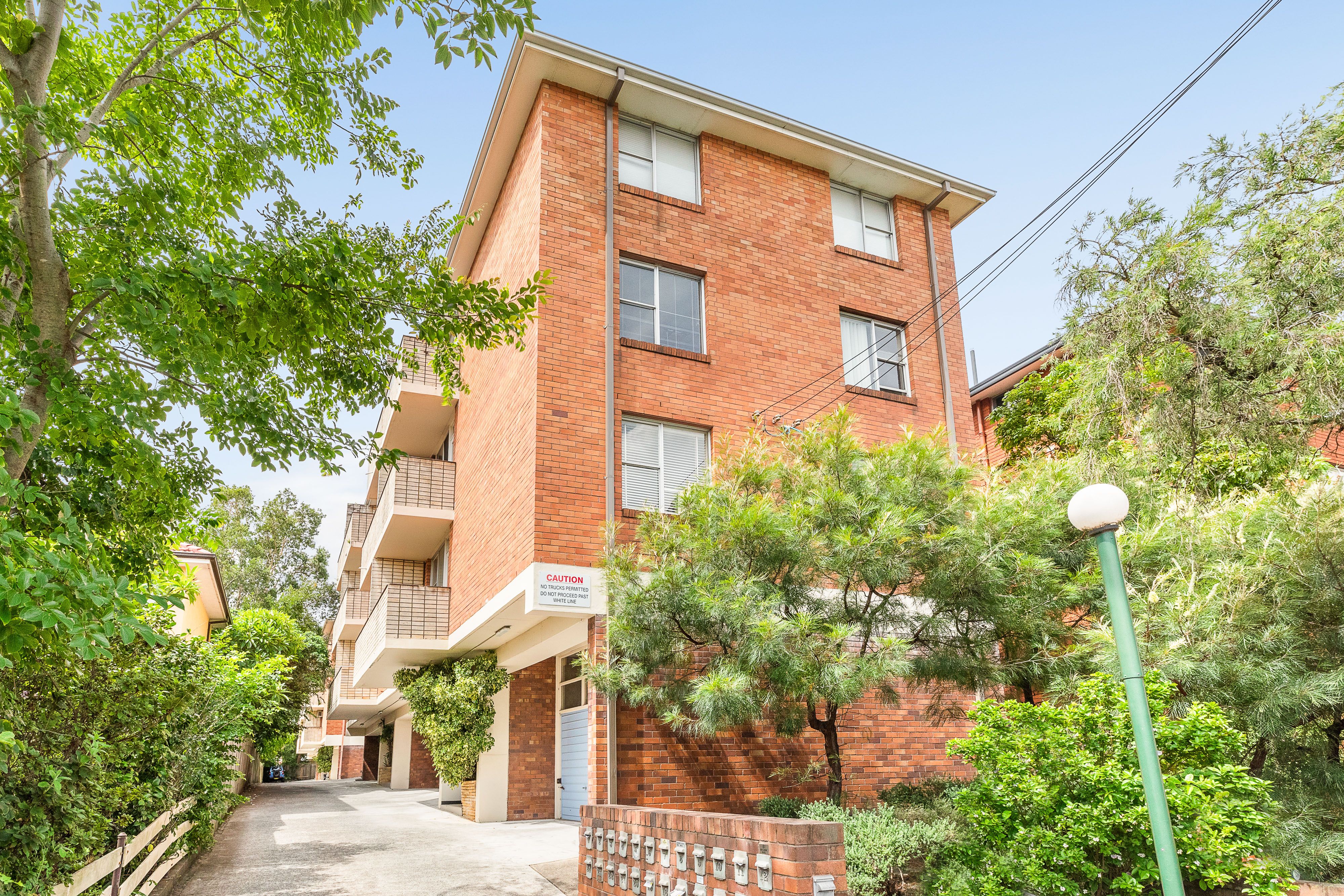 5 Western Crescent, Gladesville NSW 2111