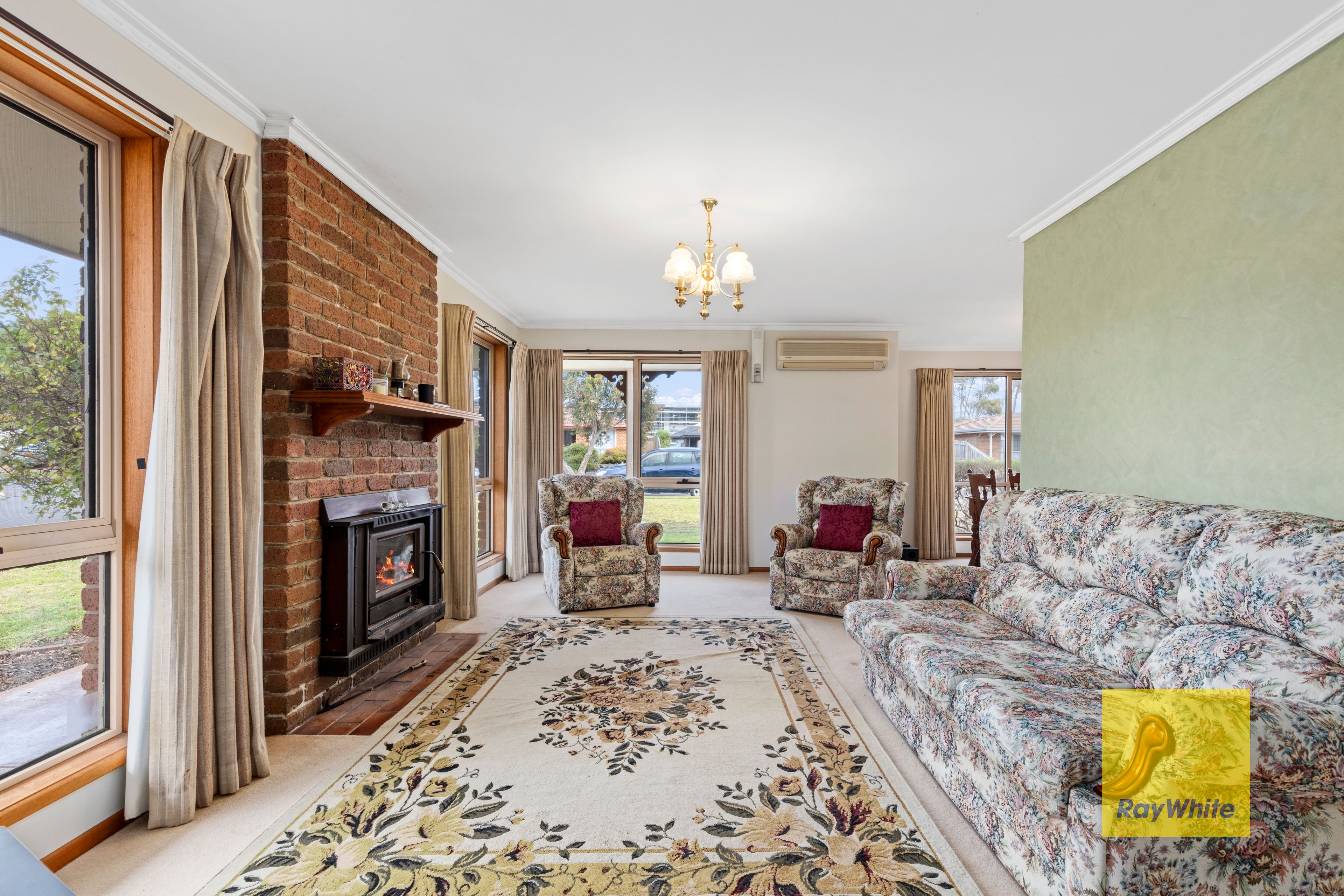 5 Glastonbury Drive, Highton, VIC 3216