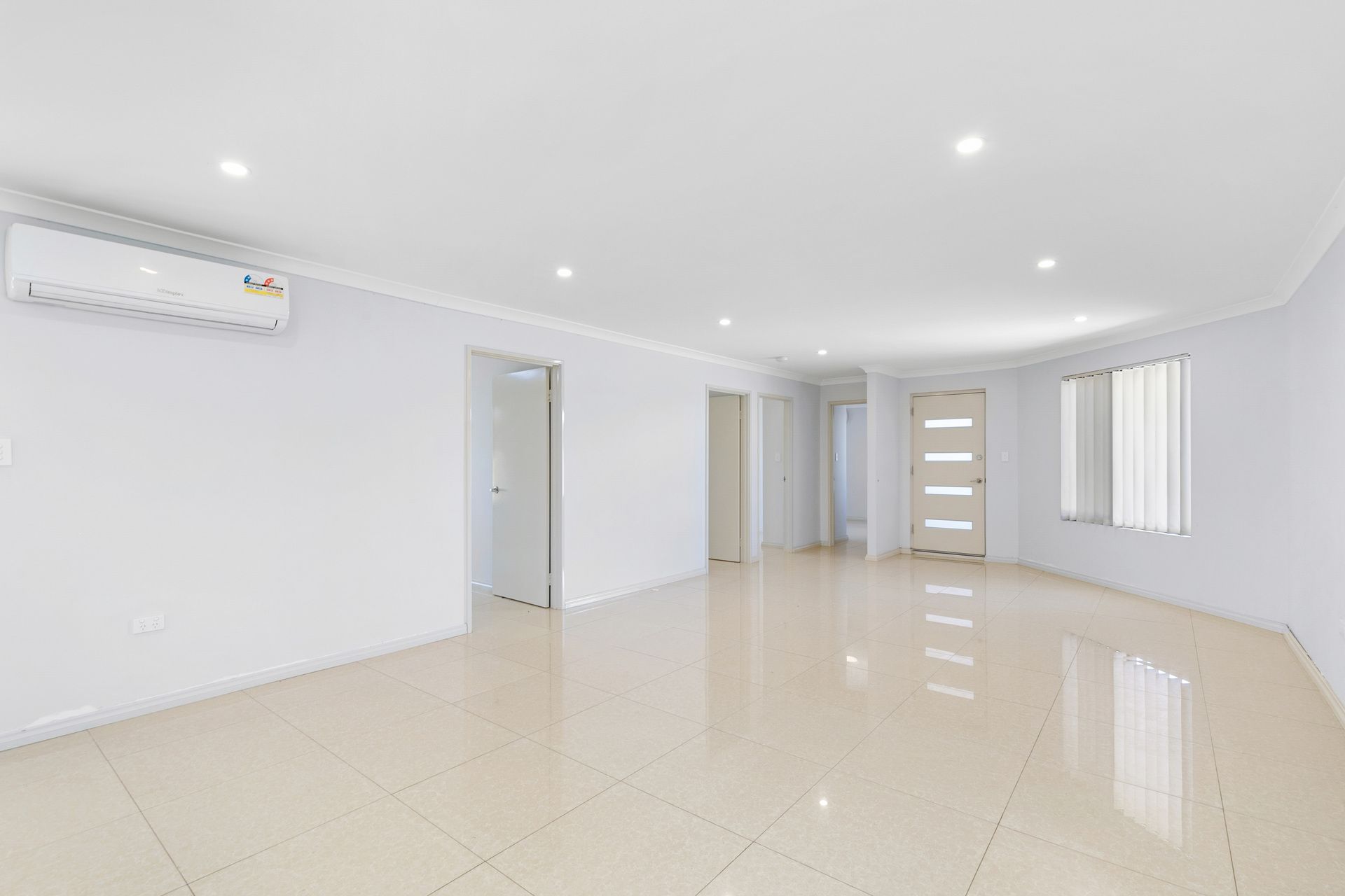 10A Barnsley Street, Queens Park, WA 6107