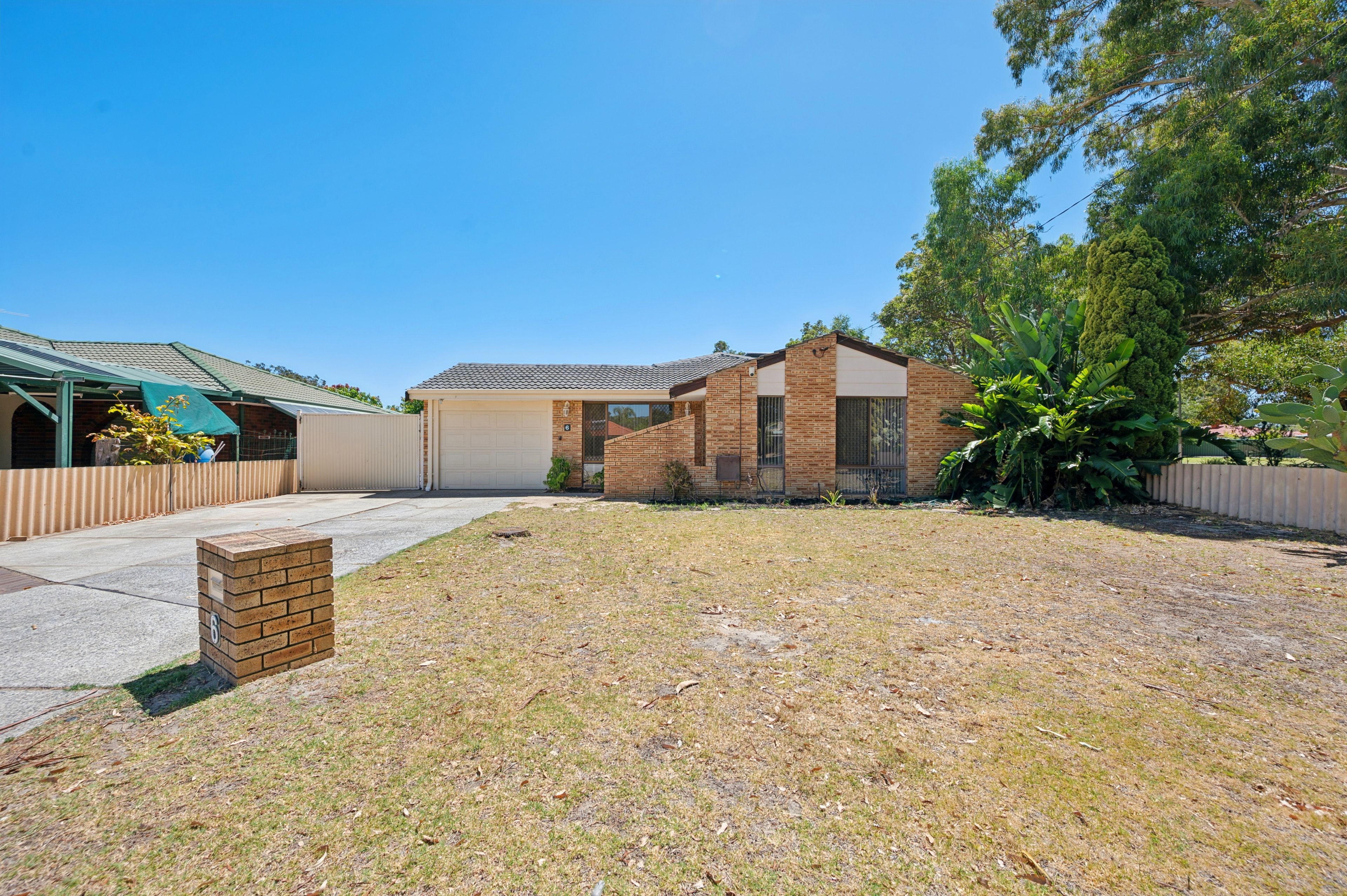 6 Barson Court, Thornlie, WA 6108