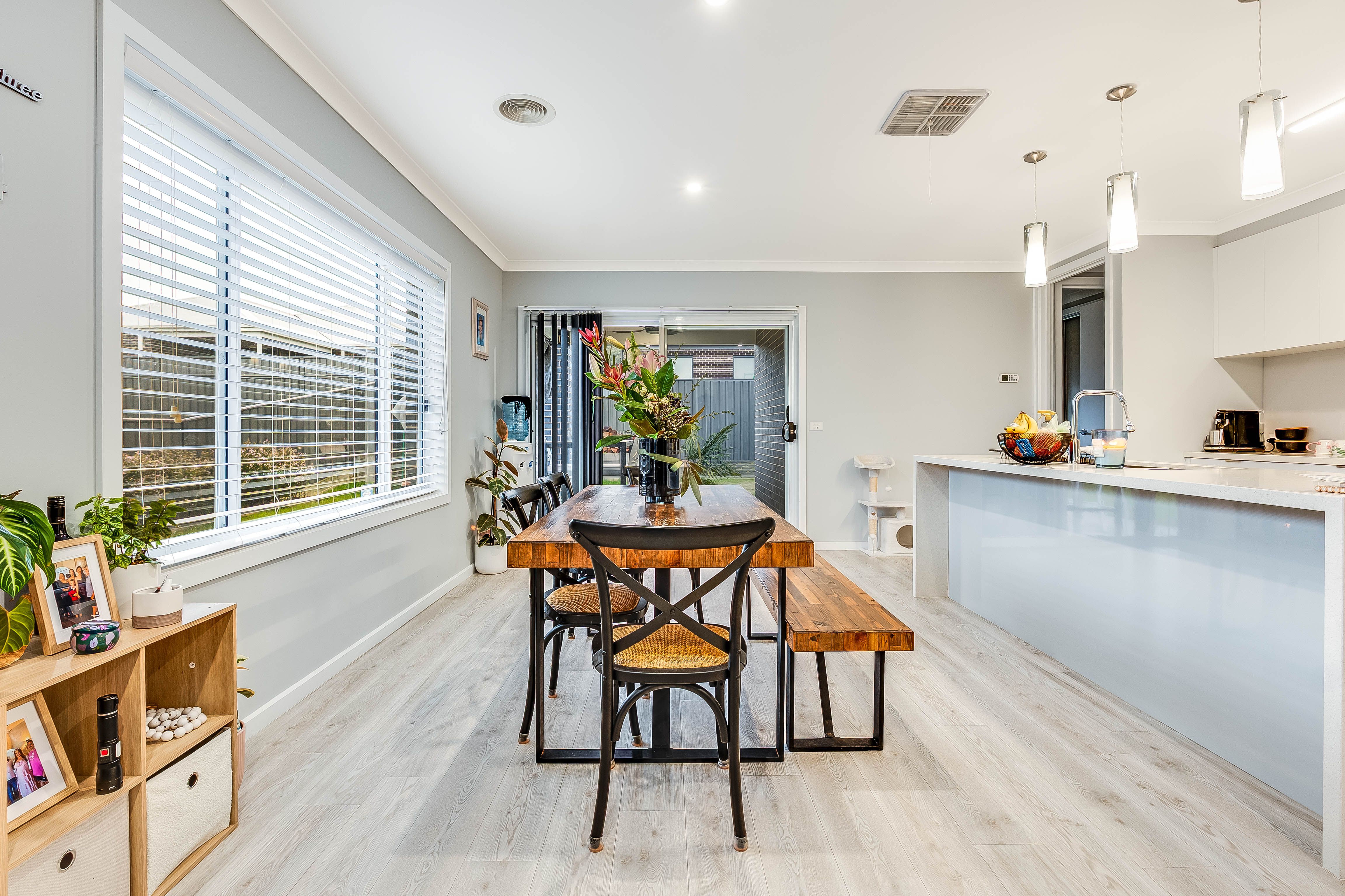 16 Edgar Road — photo 3 of 28