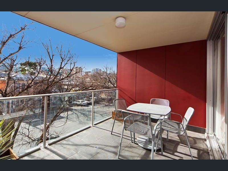 203/129 Sturt Street — photo 9 of 17