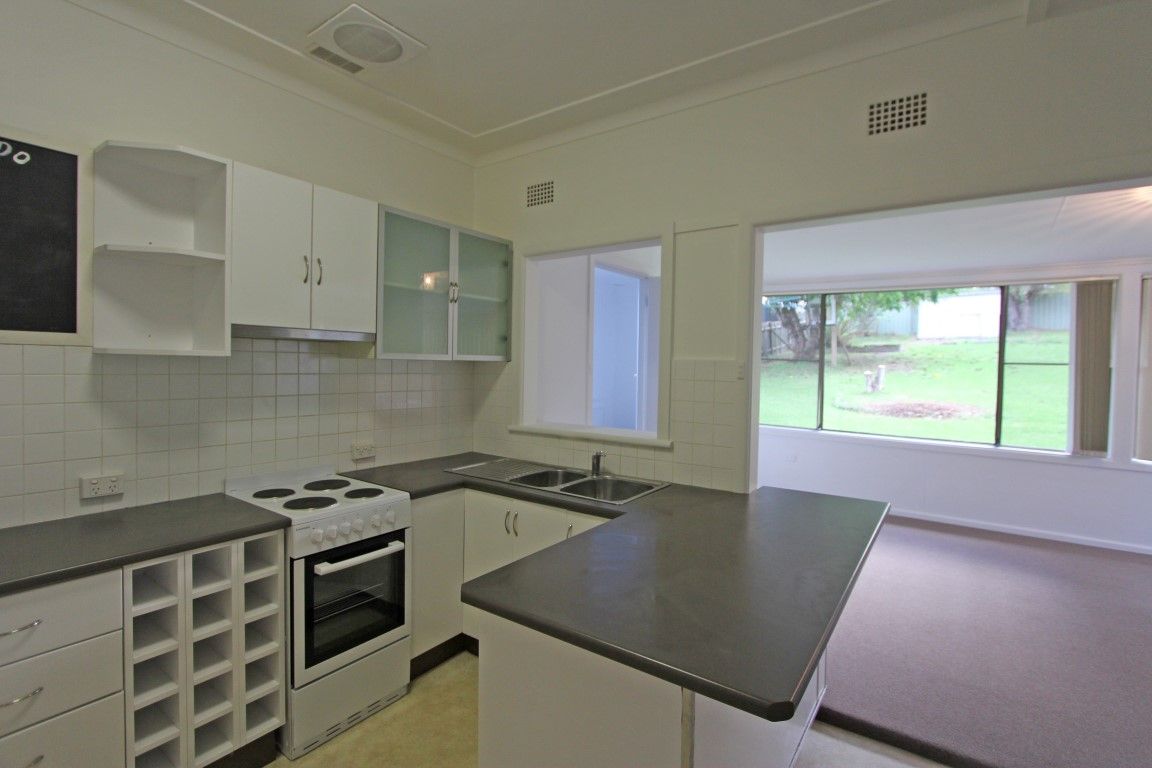 63 Tuggerawong Road, Wyongah, NSW 2259