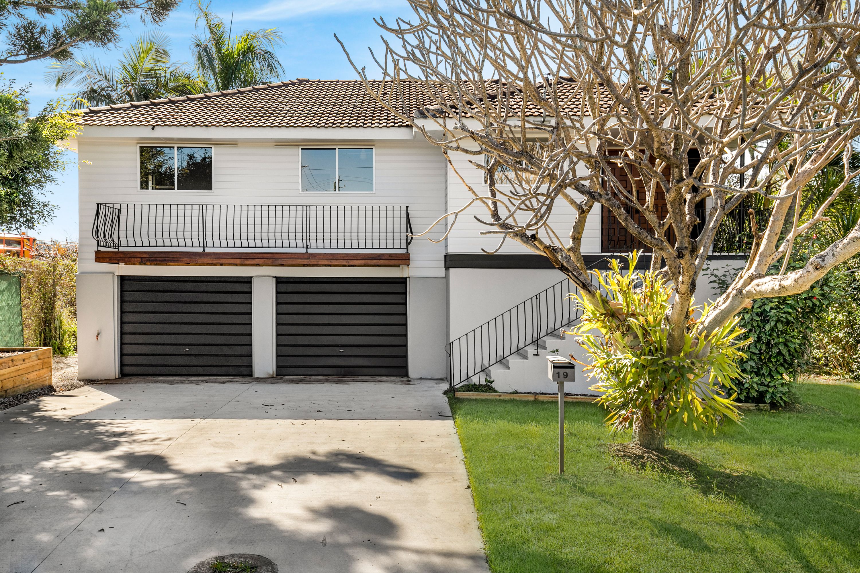 19 Dundas Street, Oxley, QLD 4075