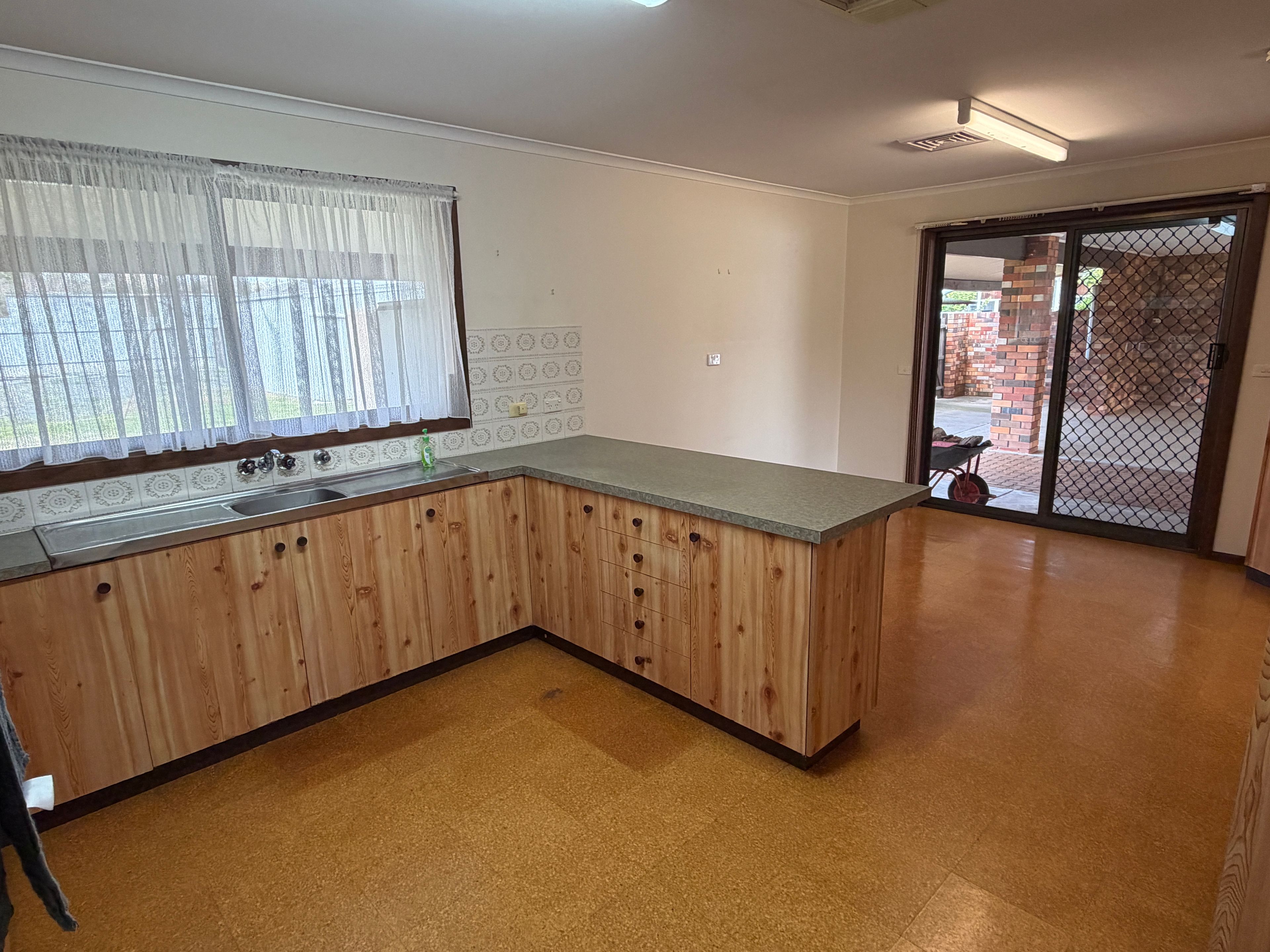 58 Mathoura Street — photo 5 of 19