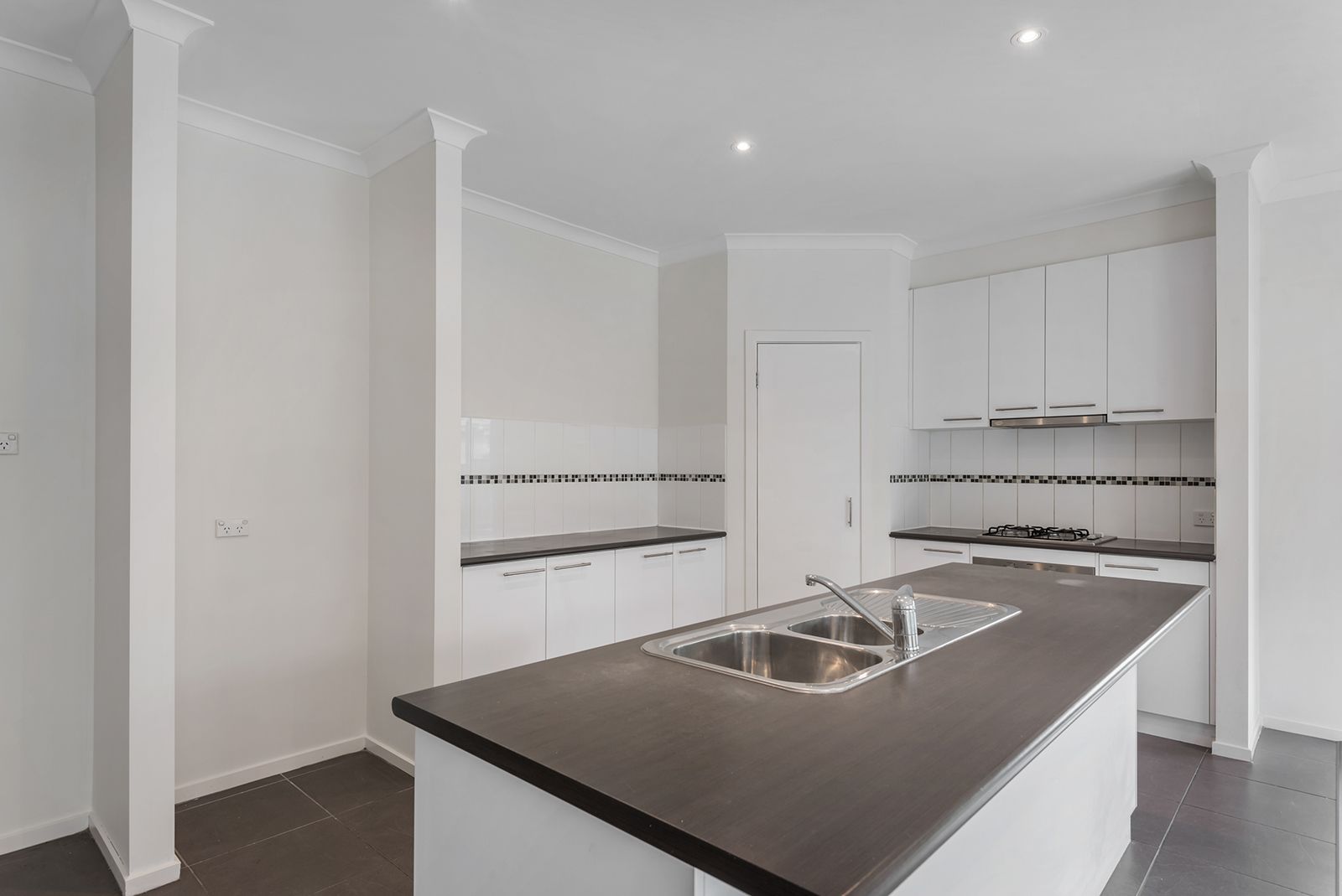 26 Grove Road, Craigieburn, VIC 3064