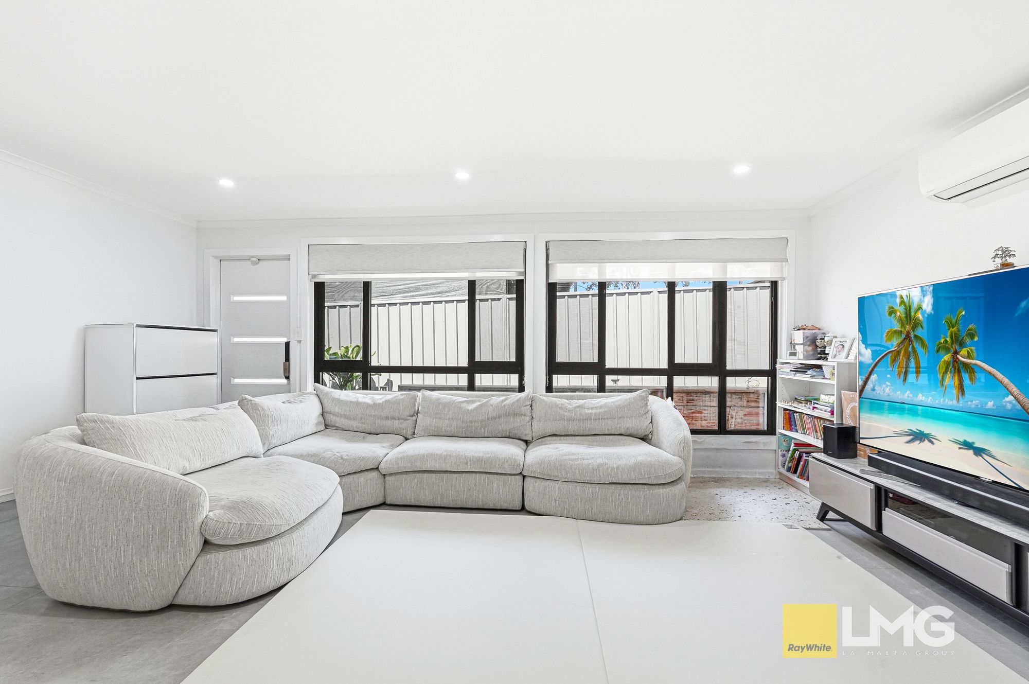 140 Joseph Street — photo 4 of 25