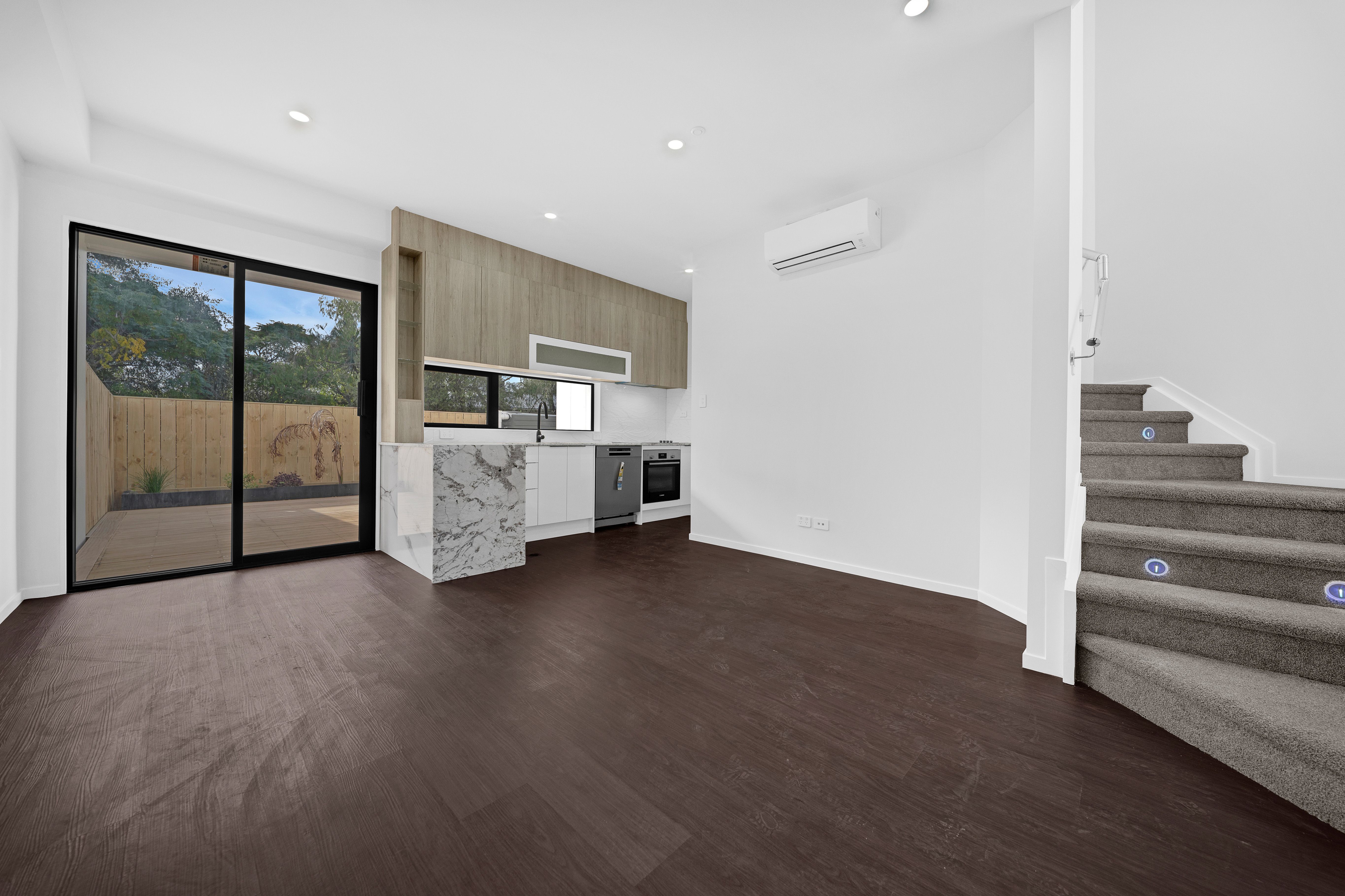2/67 Salisbury Road, Birkdale, North Shore City