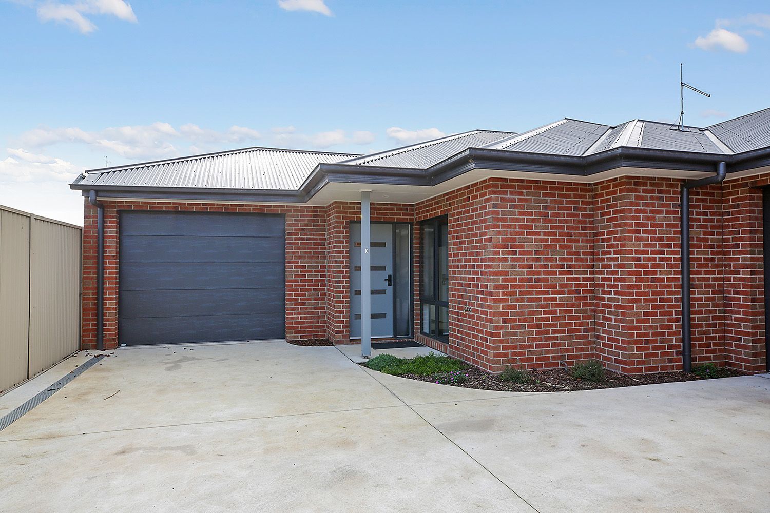 3/7 Cressy Street — photo from Ray White Camperdown