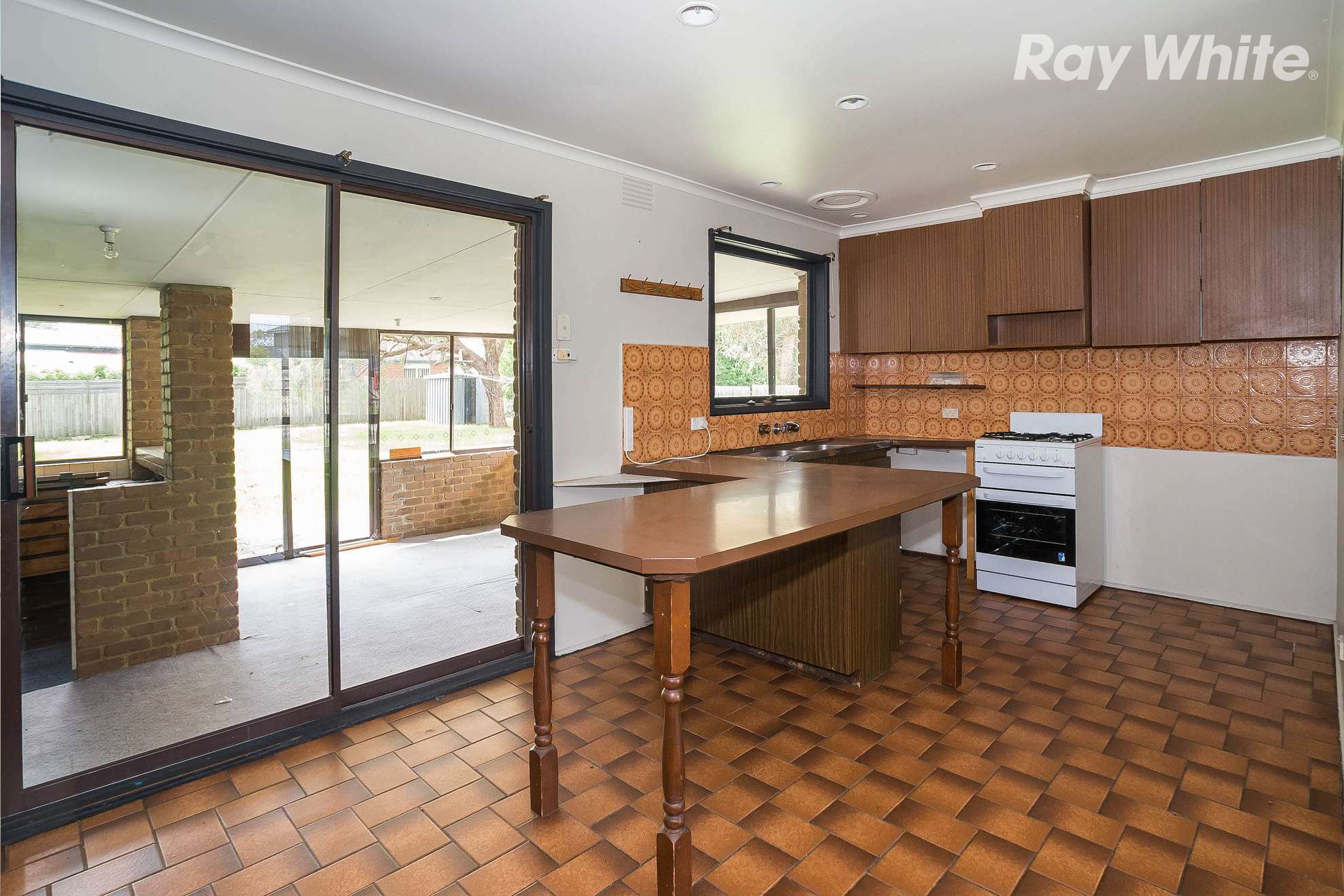 10 Waratah Avenue, Bayswater, VIC 3153