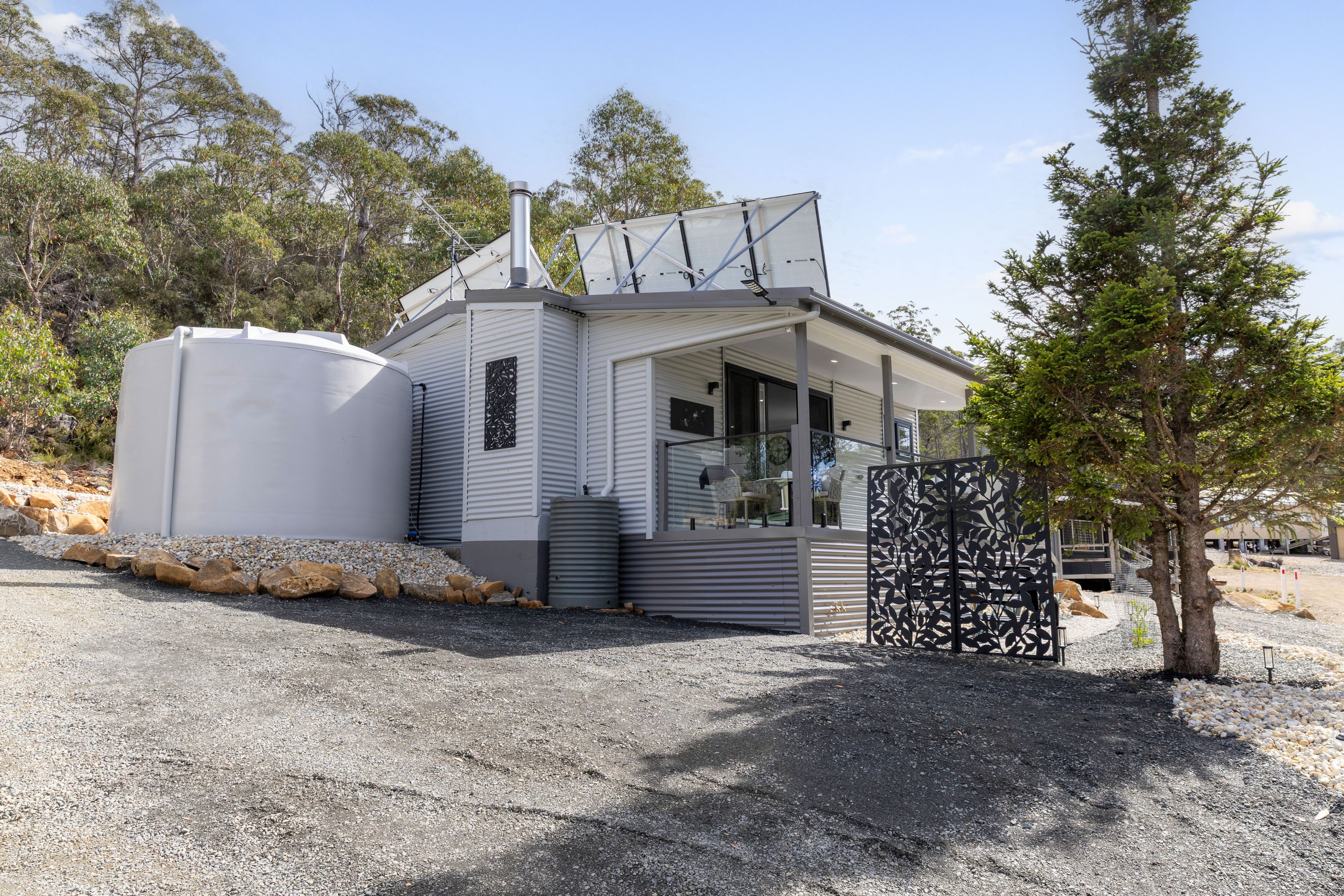 21 Warner Road — photo 10 of 30