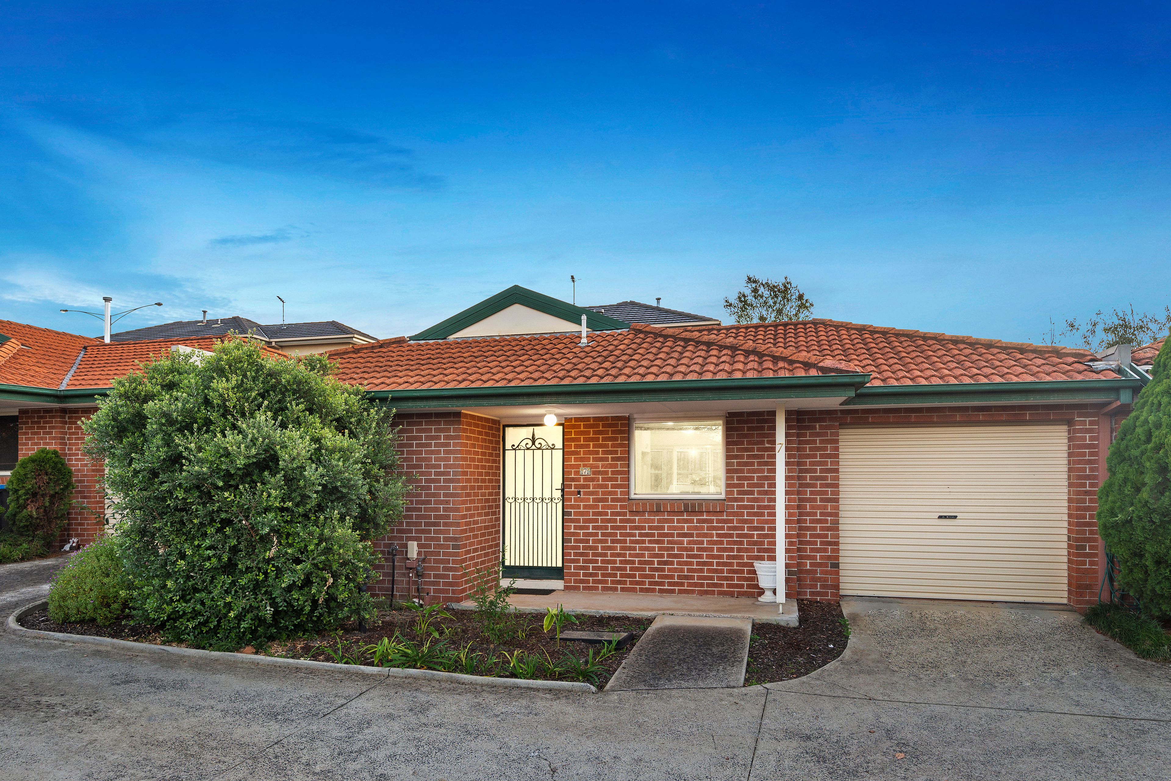 1401 High Street Road, Wantirna South VIC 3152