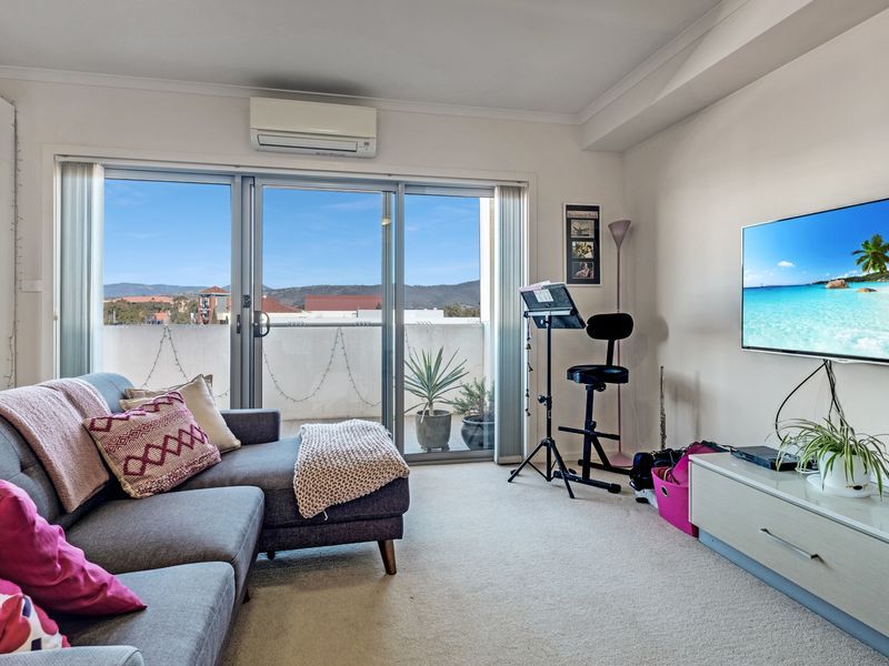 142 Anketell Street, Greenway ACT 2900