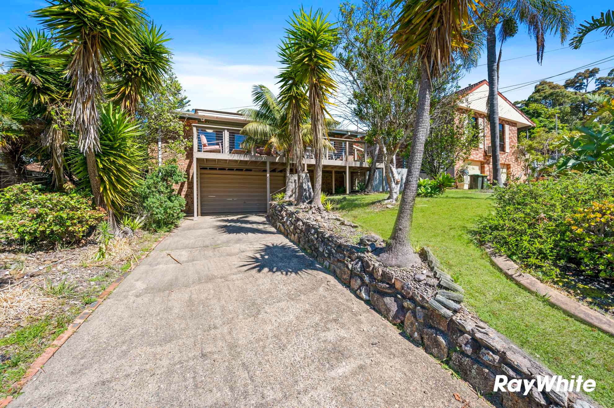 12 Johnson Place, Surf Beach, NSW 2536