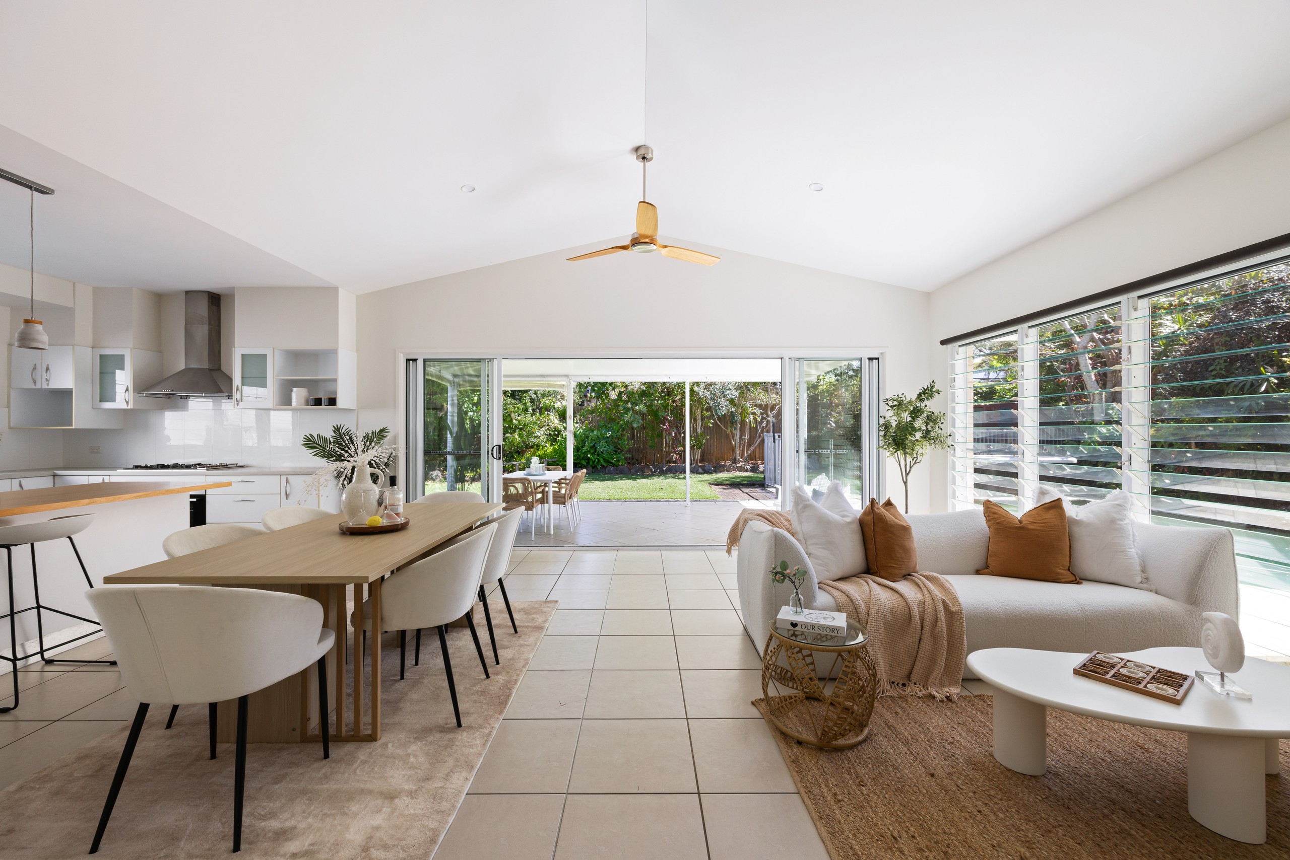 16 Bairnsdale Street West, Buderim, QLD 4556