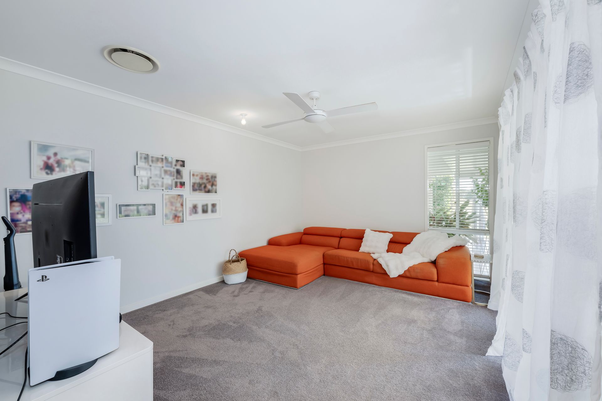 3 Raewood Close — photo 6 of 30