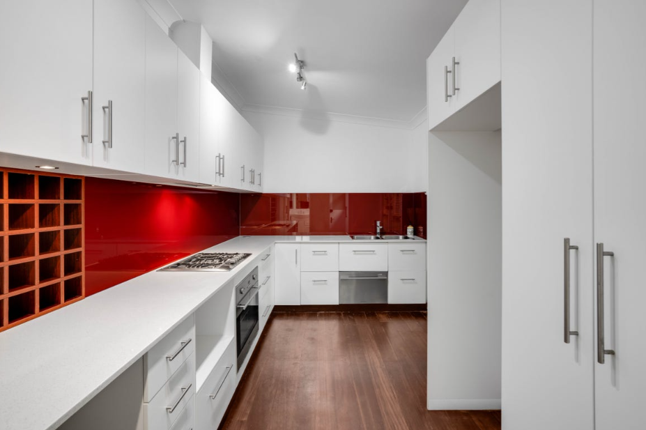 12 Lorne Avenue — photo 8 of 19