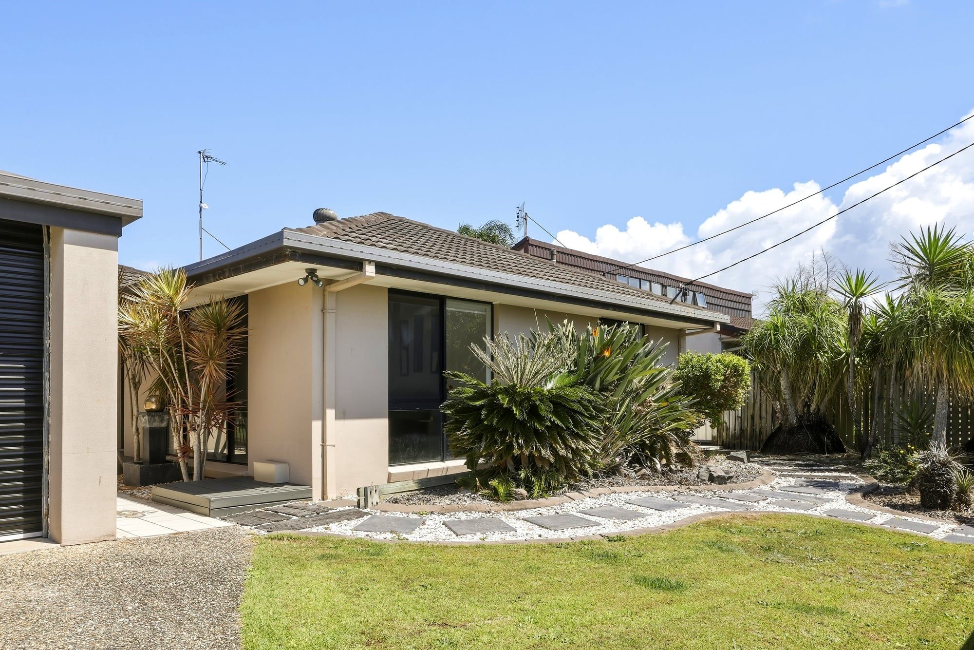 26 Coonawa Street — photo 10 of 20