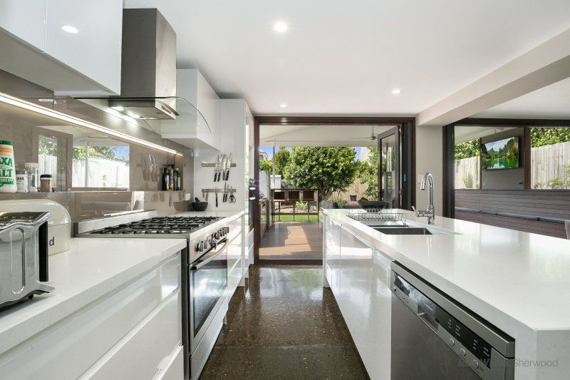 175 Graceville Avenue, Graceville, QLD 4075