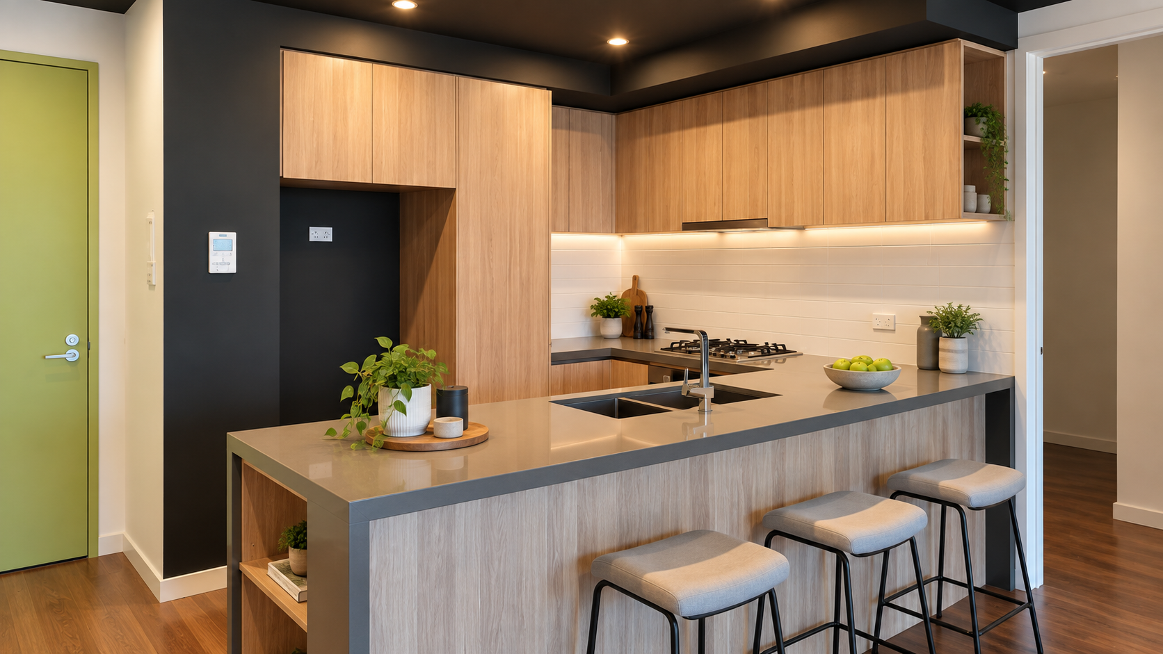 215/90 Buckley Street — photo 3 of 4