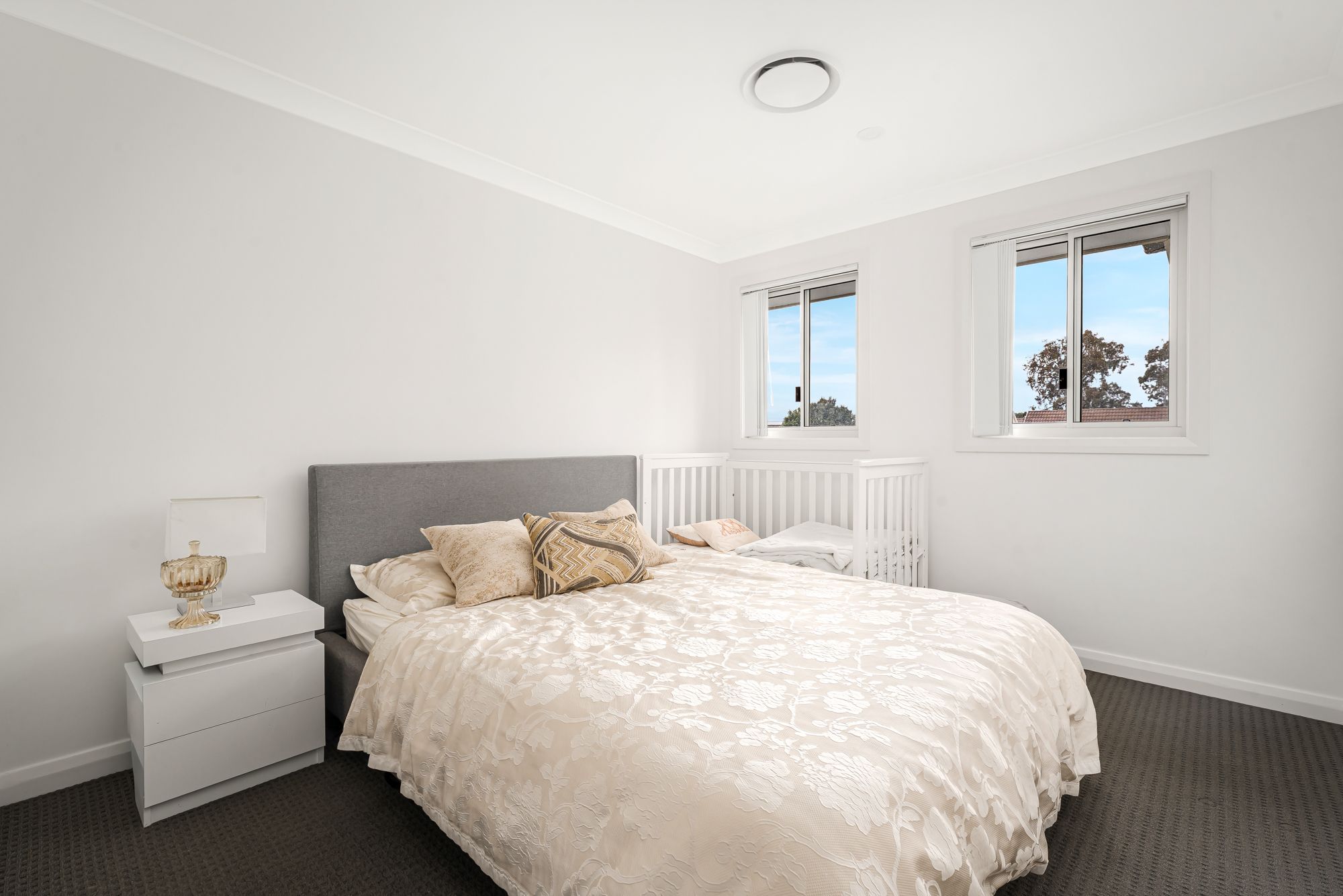 5/54 Canberra Street — photo 8 of 14