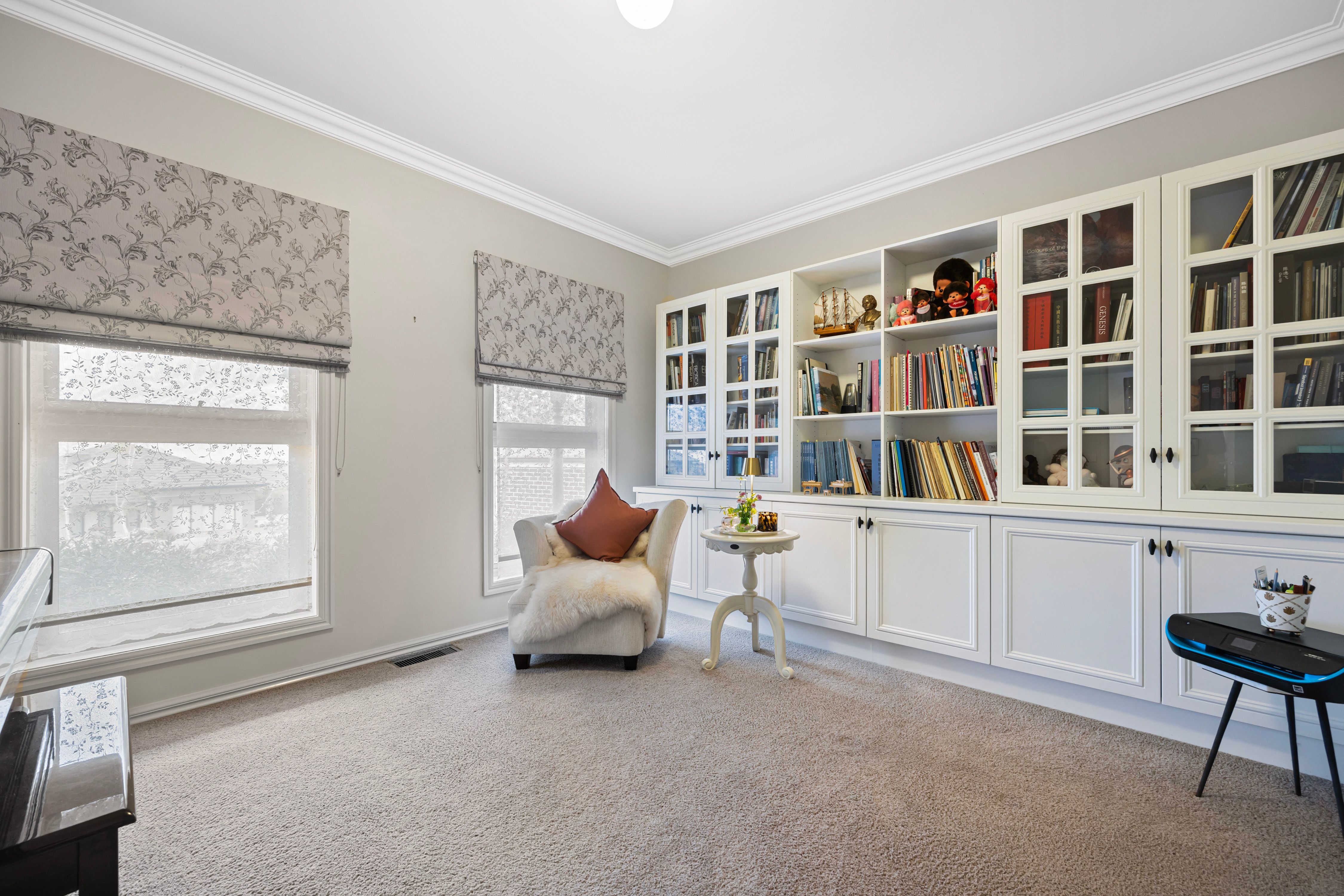 26 Roseberry Avenue — photo 10 of 18