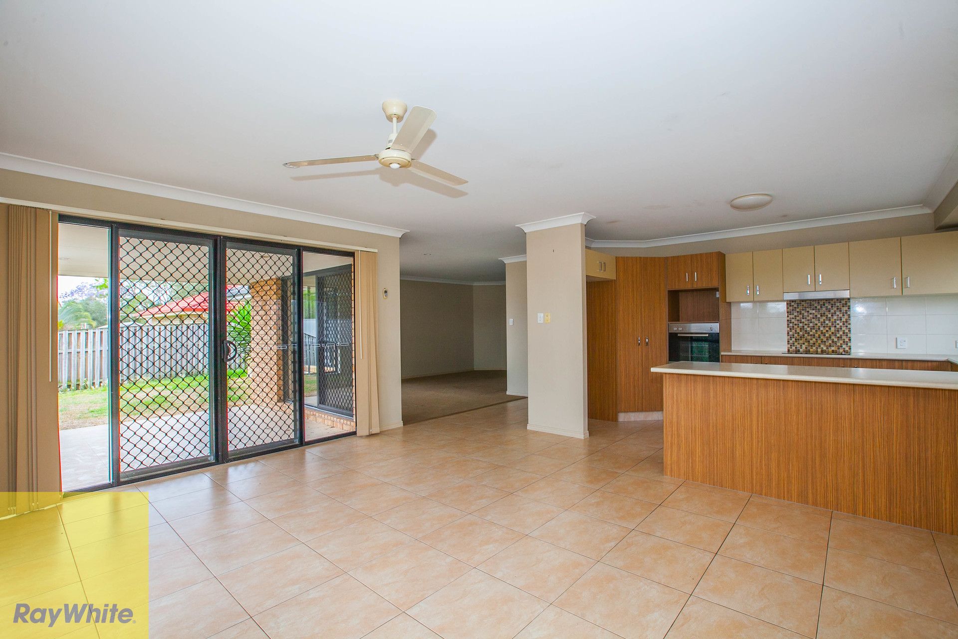 17 Siedofsky Street, Redbank Plains, QLD 4301