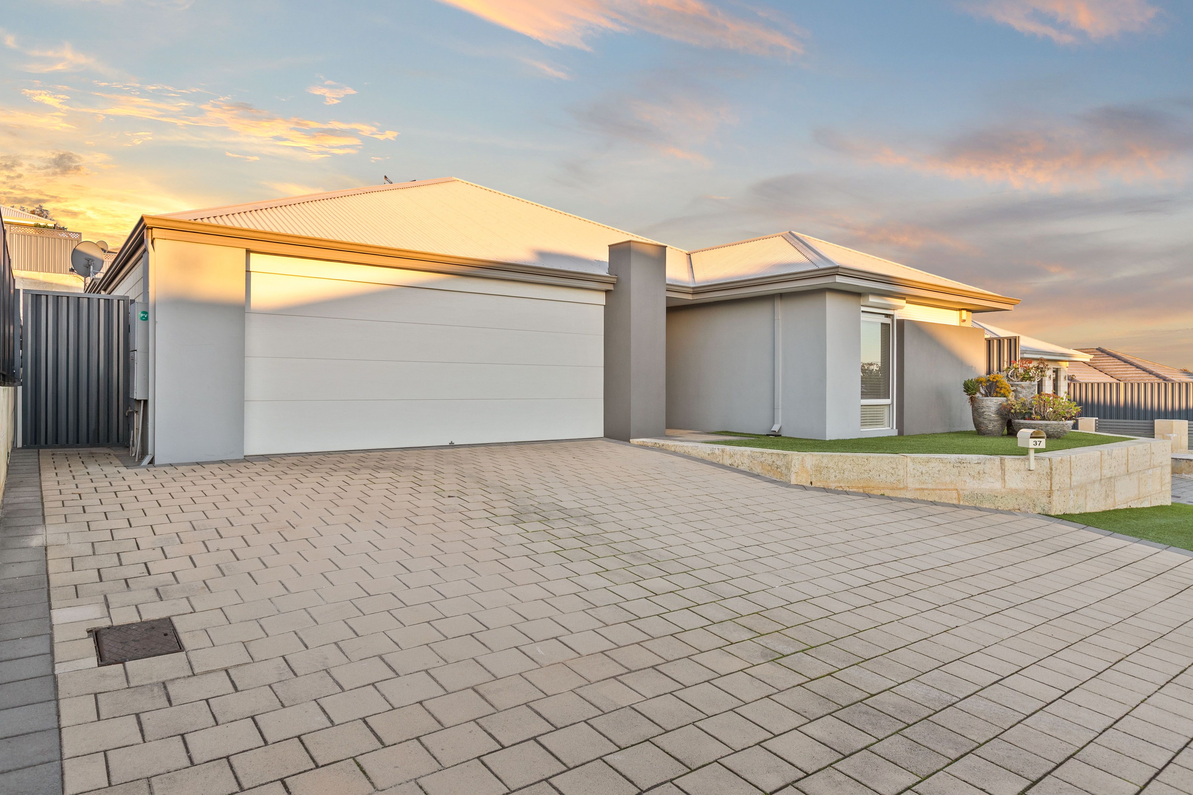37 Cornelia Vista, Pearsall, WA 6065
