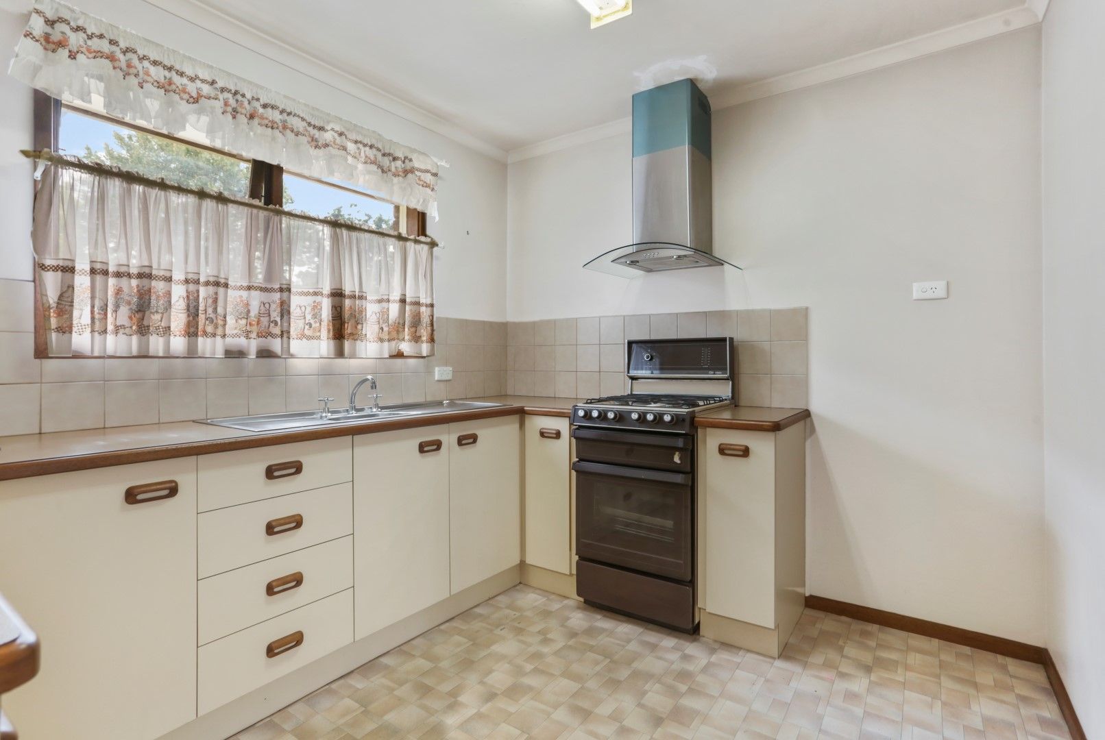 2/7 Arena Square, Noble Park, VIC 3174