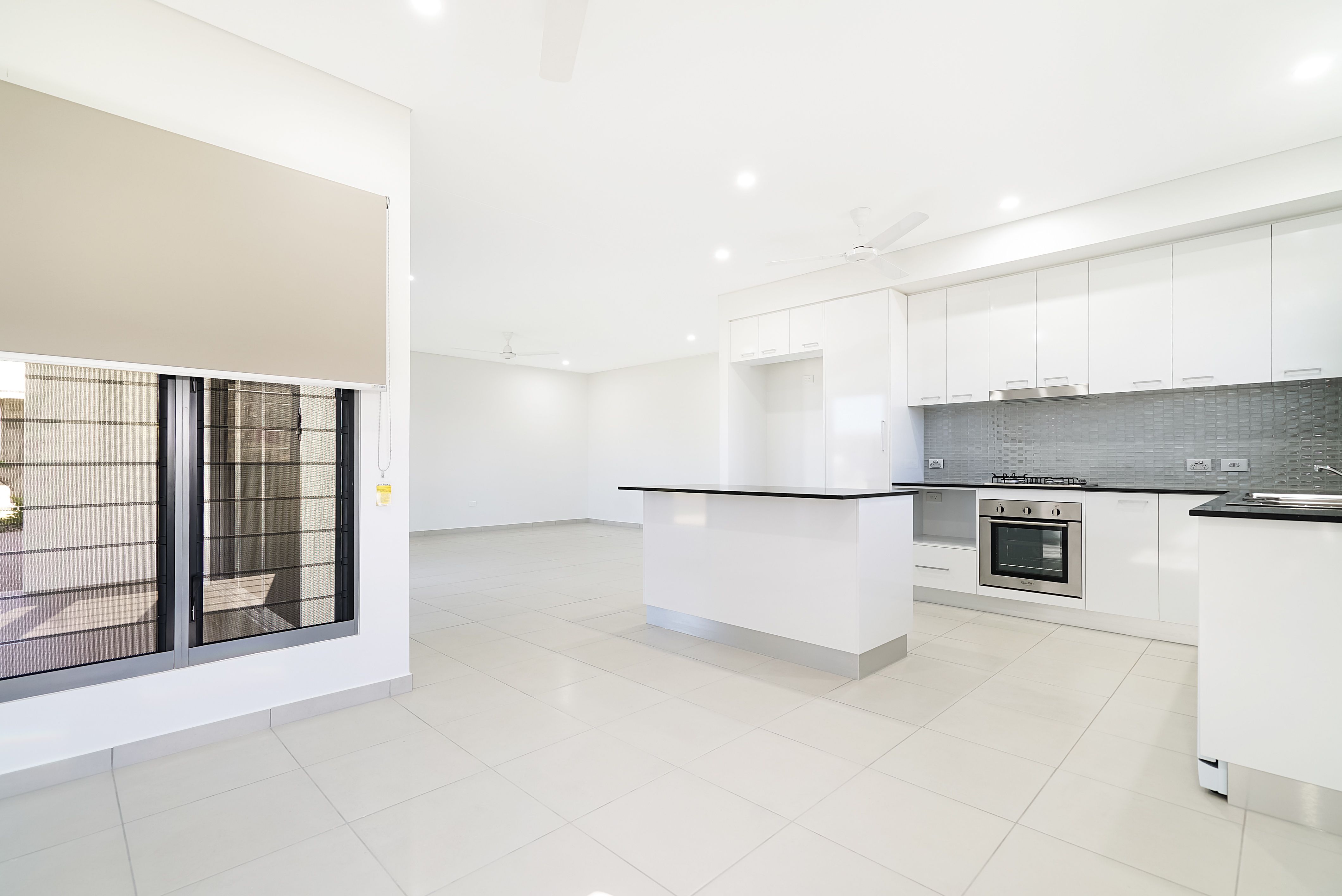 2/17 Bridge Street, Muirhead, NT 0810