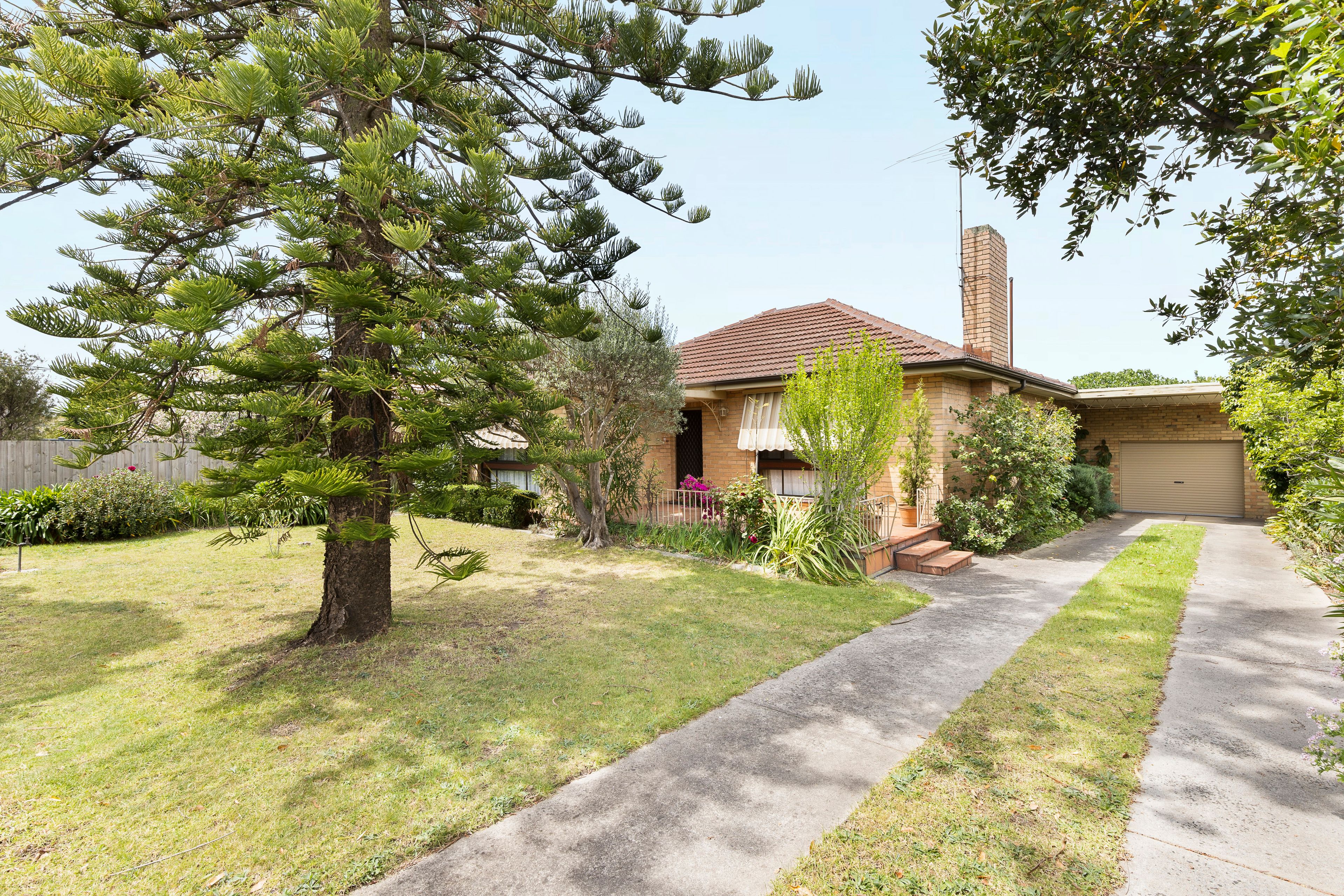 49 Hobbs Crescent , Reservoir VIC 3073