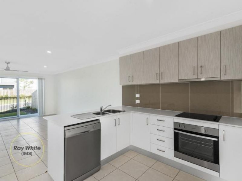 5/4 Rhiana Street, Pimpama, QLD 4209
