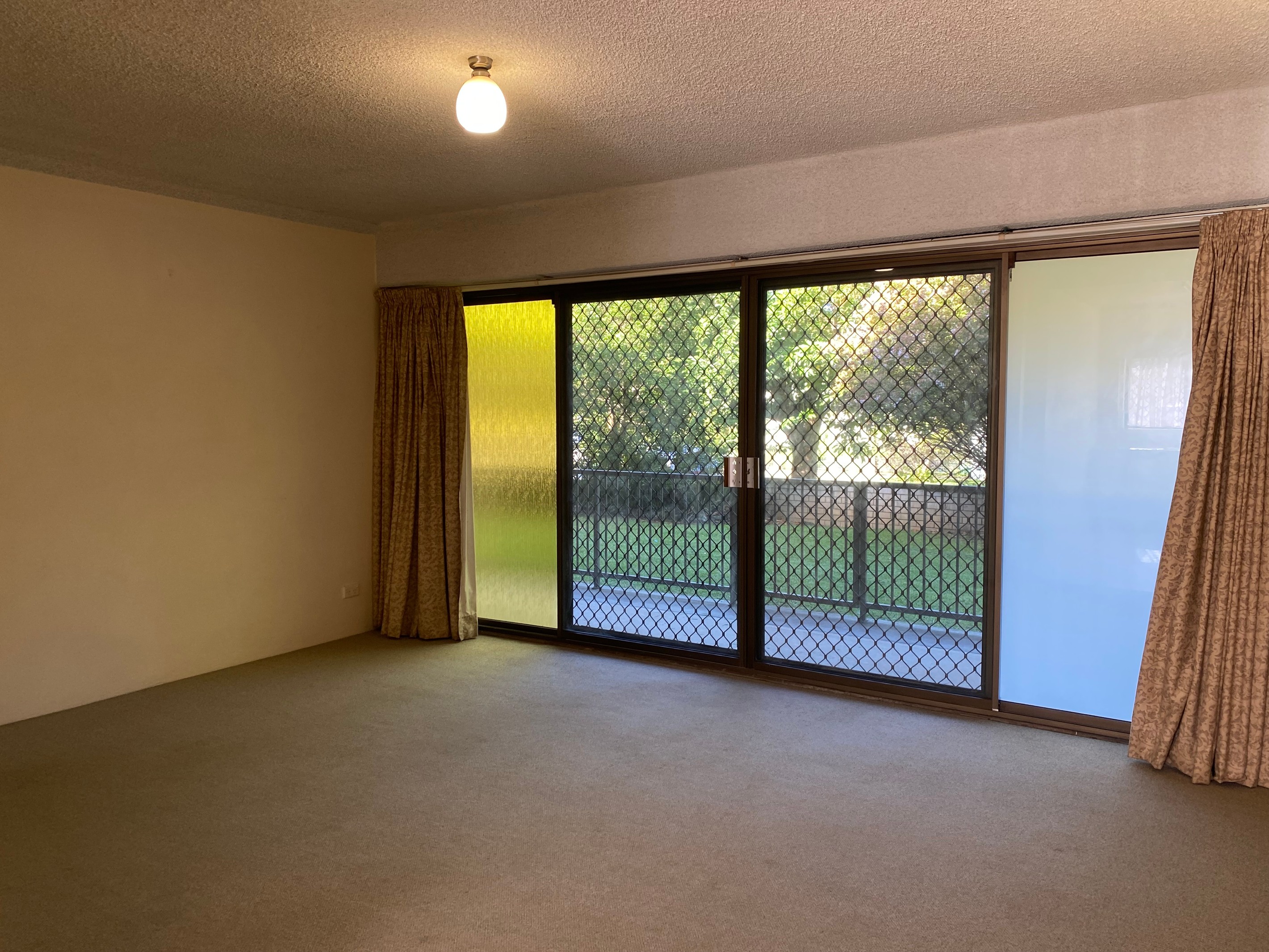 2/104 Douglas Street, Nowra, NSW 2541