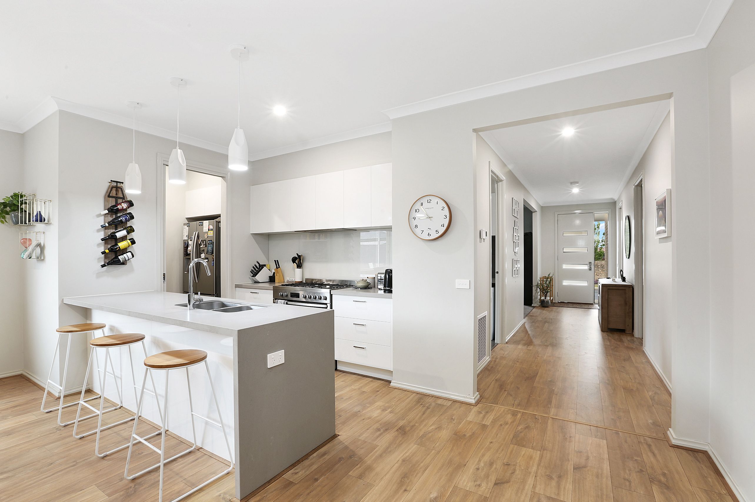 5 Canterbury Road West, Lara, VIC 3212