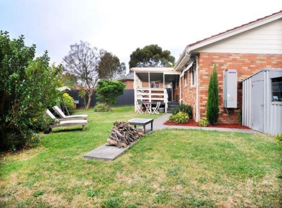 14 Berrabri Drive, Scoresby, VIC 3179