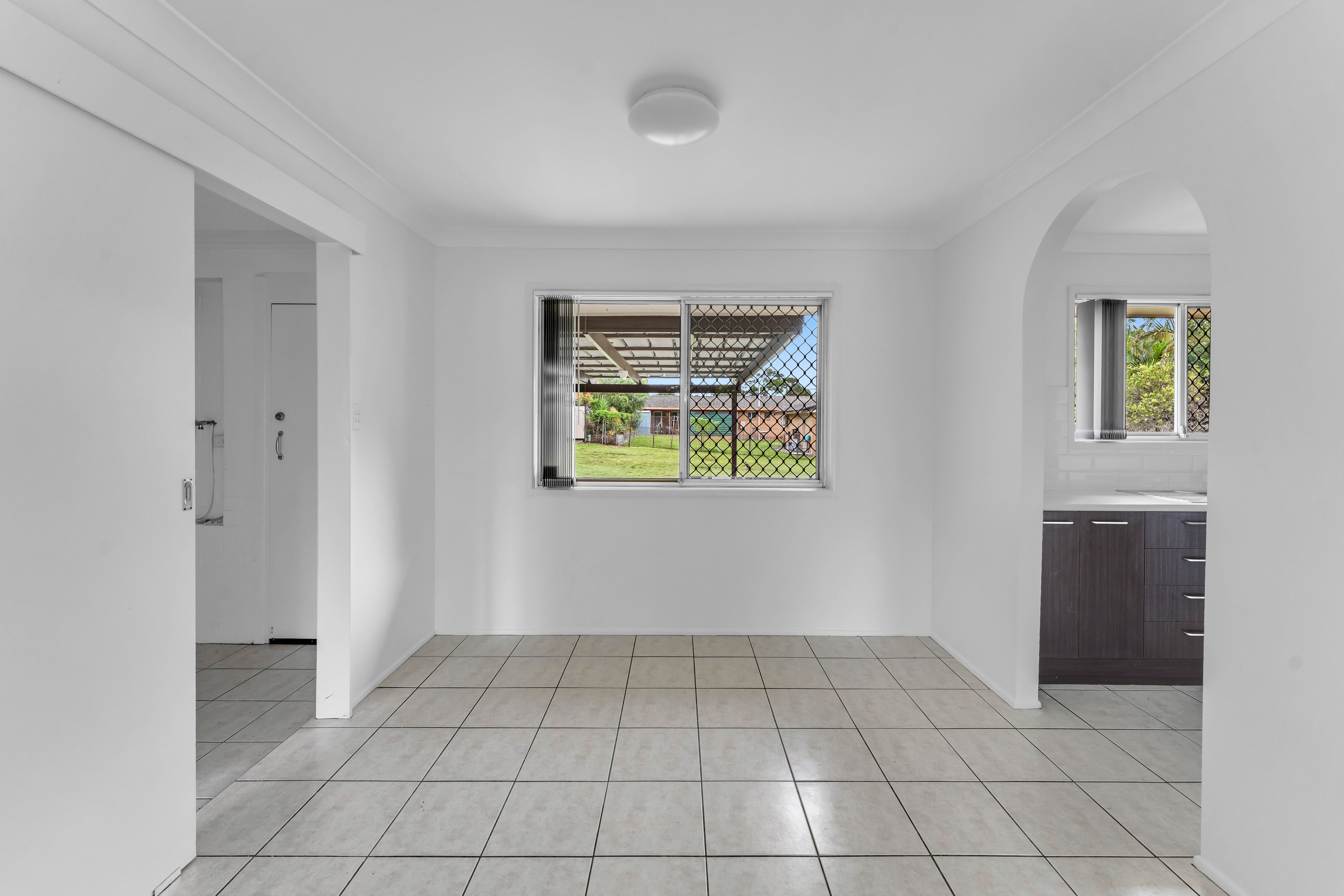 20 Eleanor Avenue — photo 3 of 12