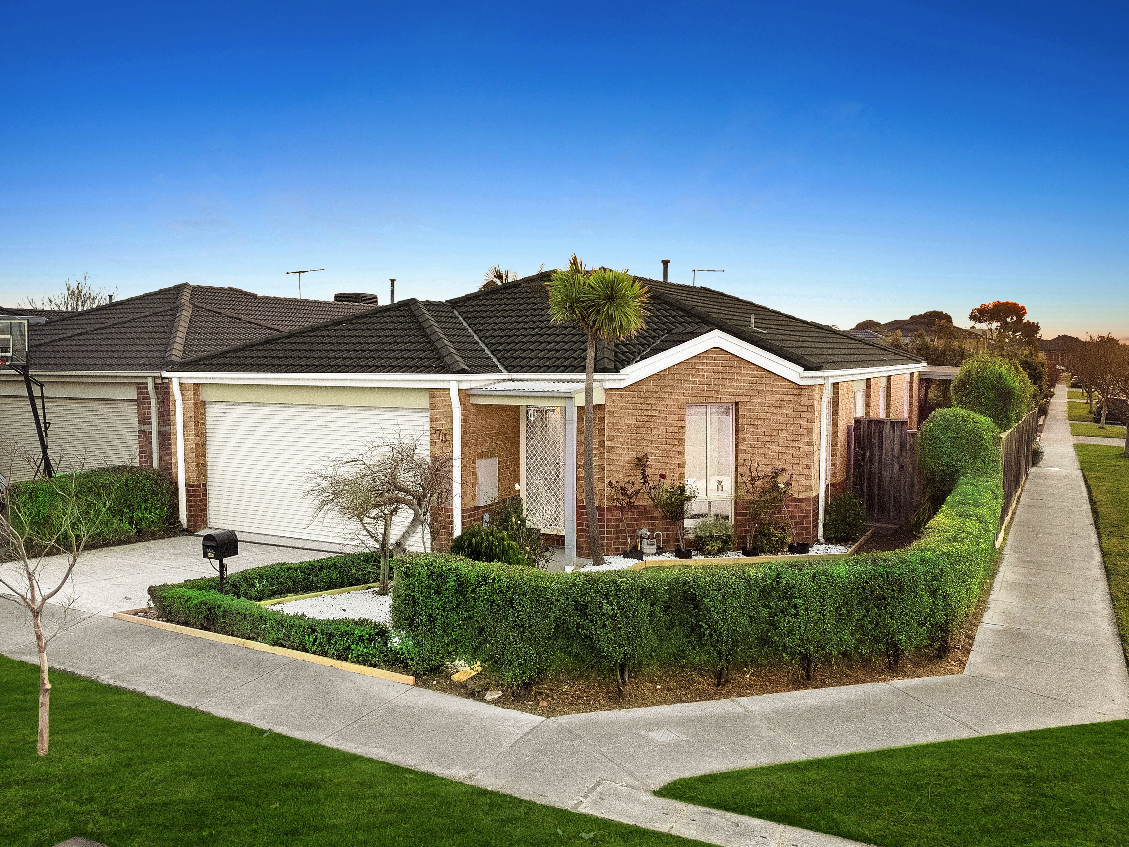 73 Golden Grove Drive, Narre Warren South VIC 3805