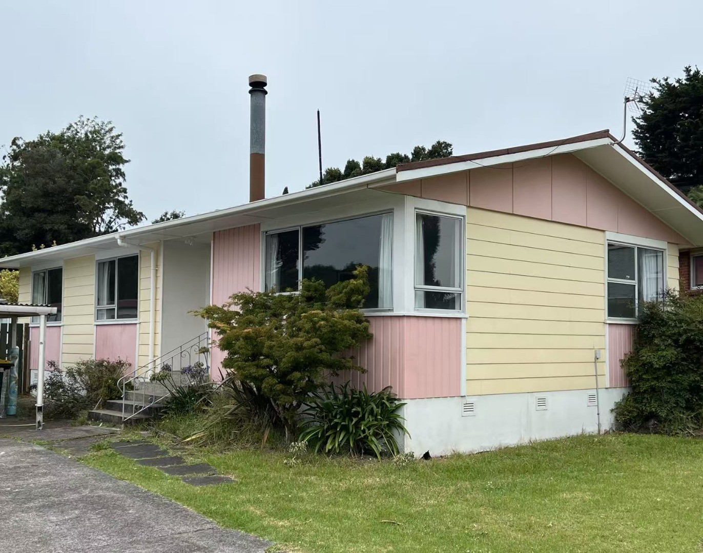 64 Chilcott Road, Henderson, Waitakere City