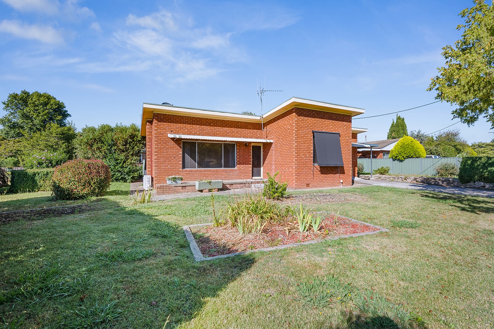 25 Carcoar Street, Blayney, NSW 2799
