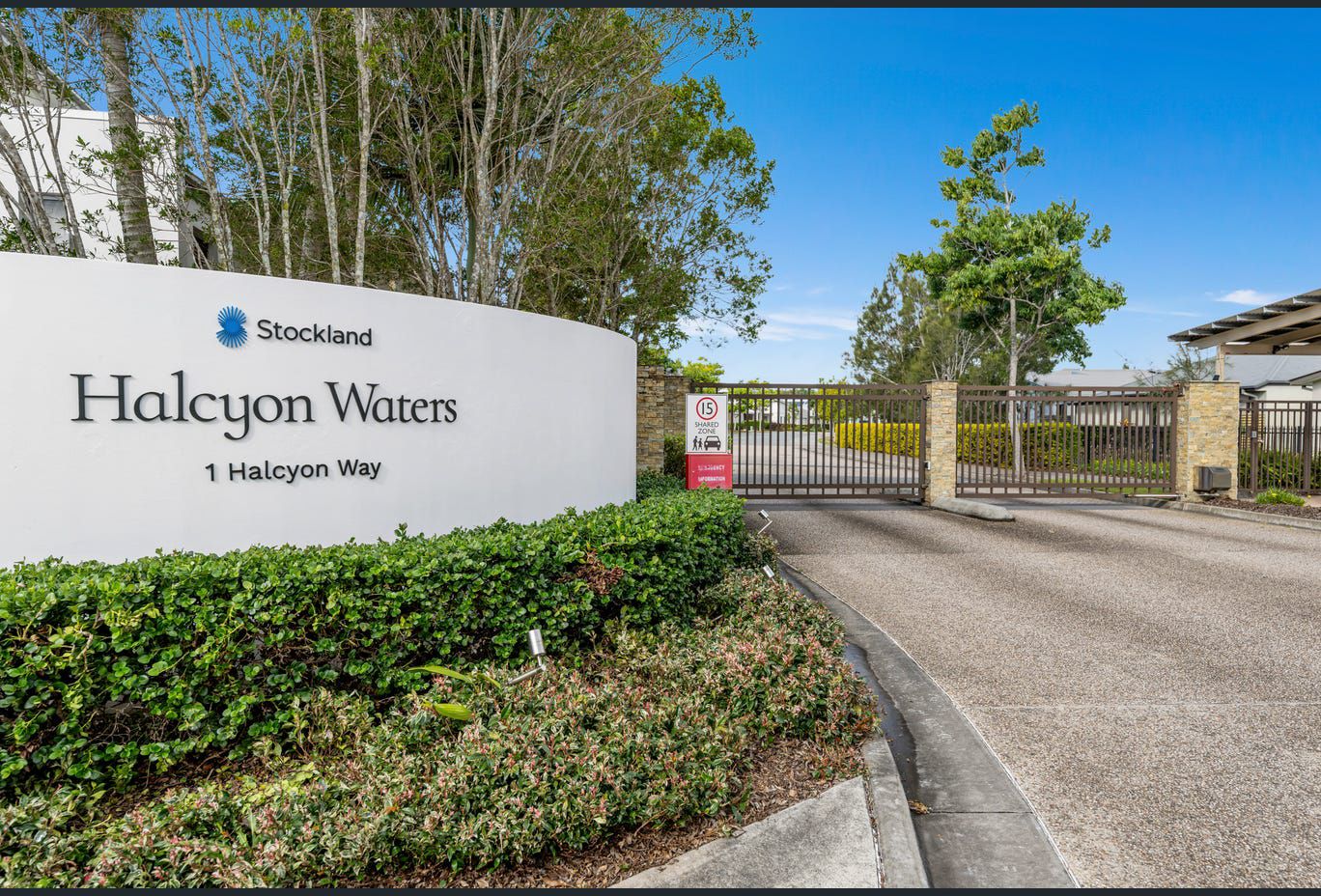 10/1 Halcyon Way, Hope Island, QLD 4212