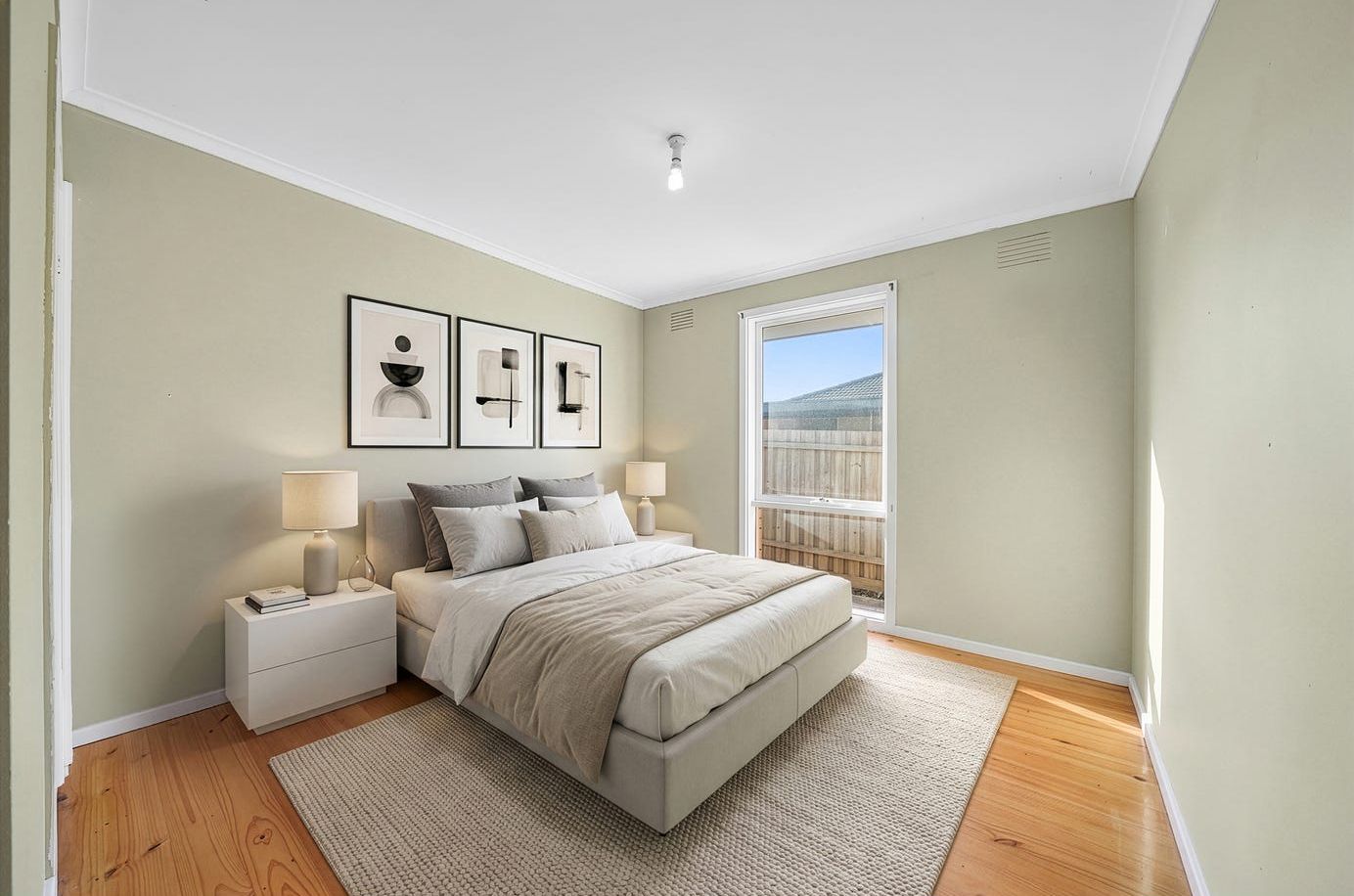 119 Cambridge Crescent — photo 5 of 12