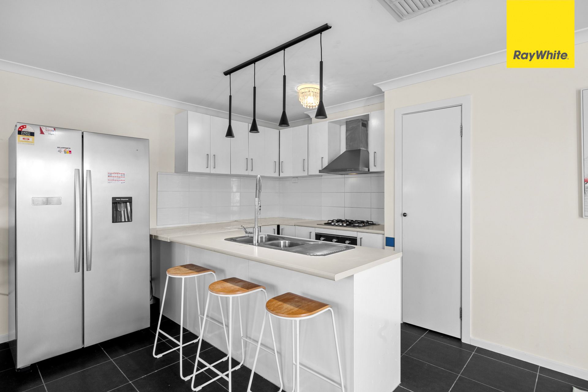 14 Harper Street — photo 11 of 17