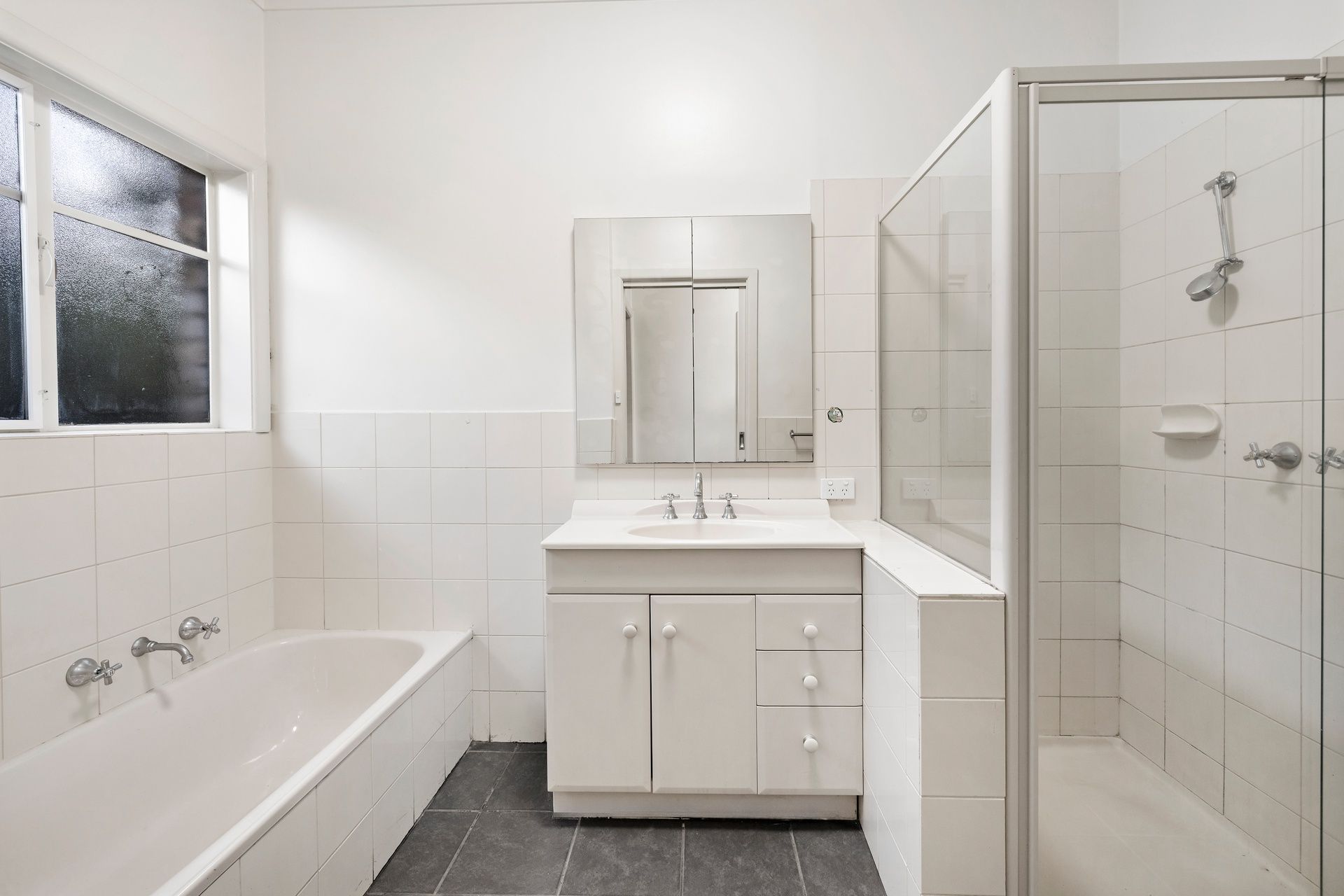 19 Cheviot Road — photo 4 of 14