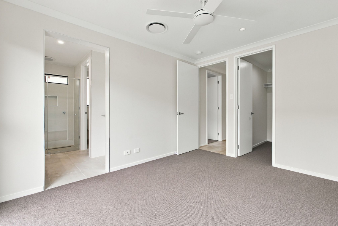 31 Alpine Crescent — photo 6 of 12