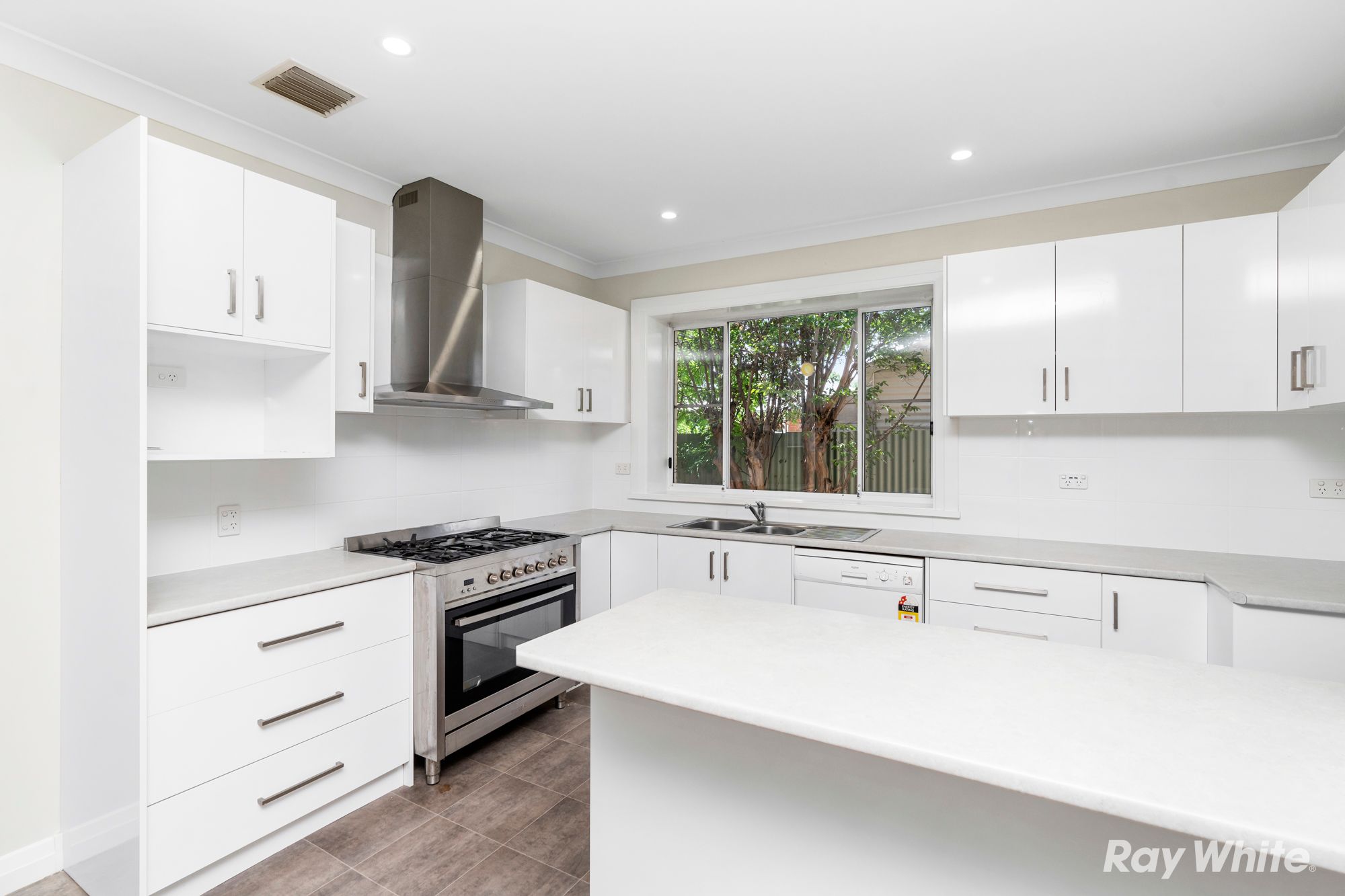 176 Morgan Street — photo 3 of 19
